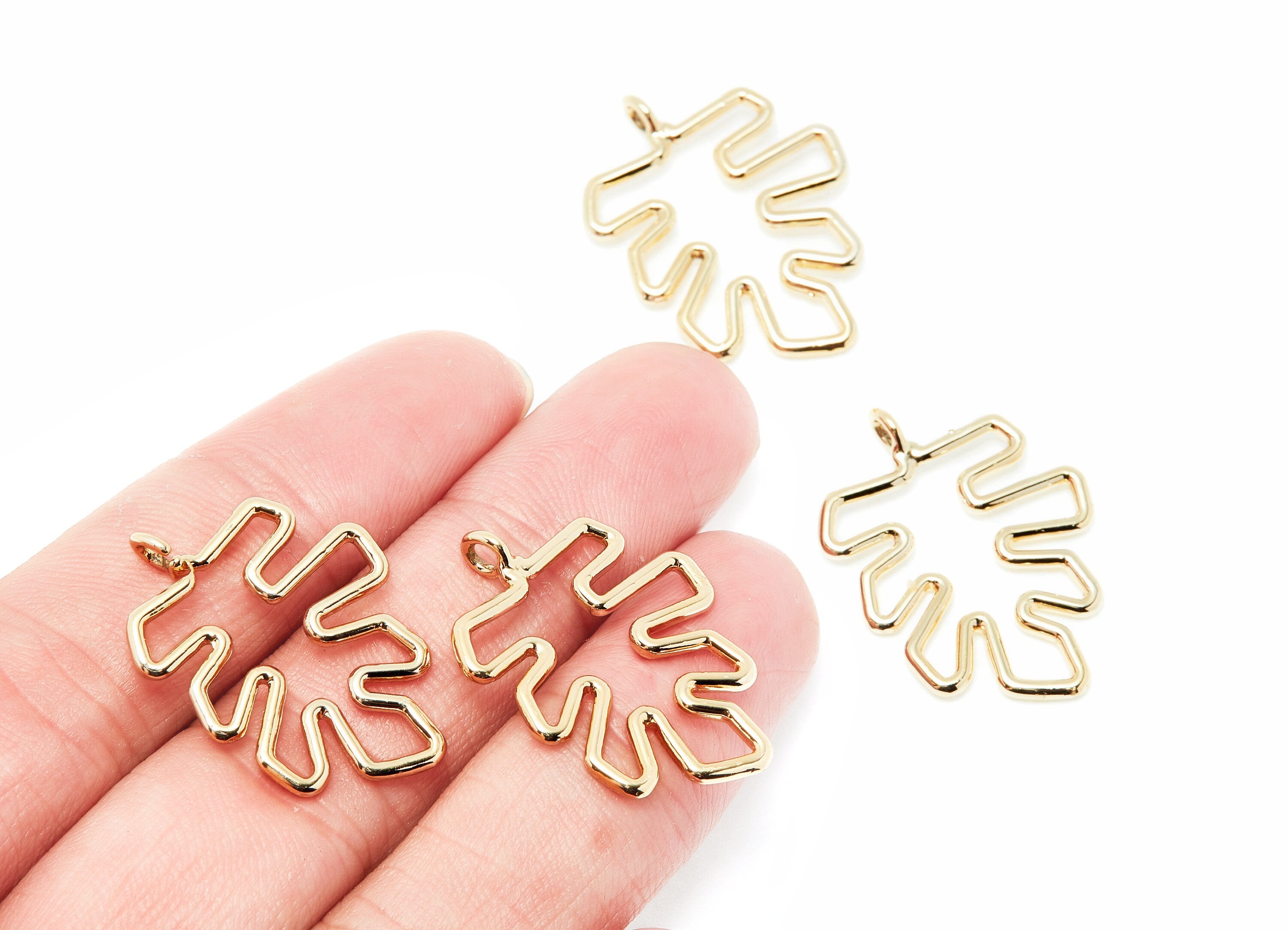 Leaf Shaped Charms- Zinc Alloy Earring Finding - Gold Tone - Alloy Pendant for Necklace - 29.38x21.79x1.72mm - ZZ1287G - DOMEDBAZAAR