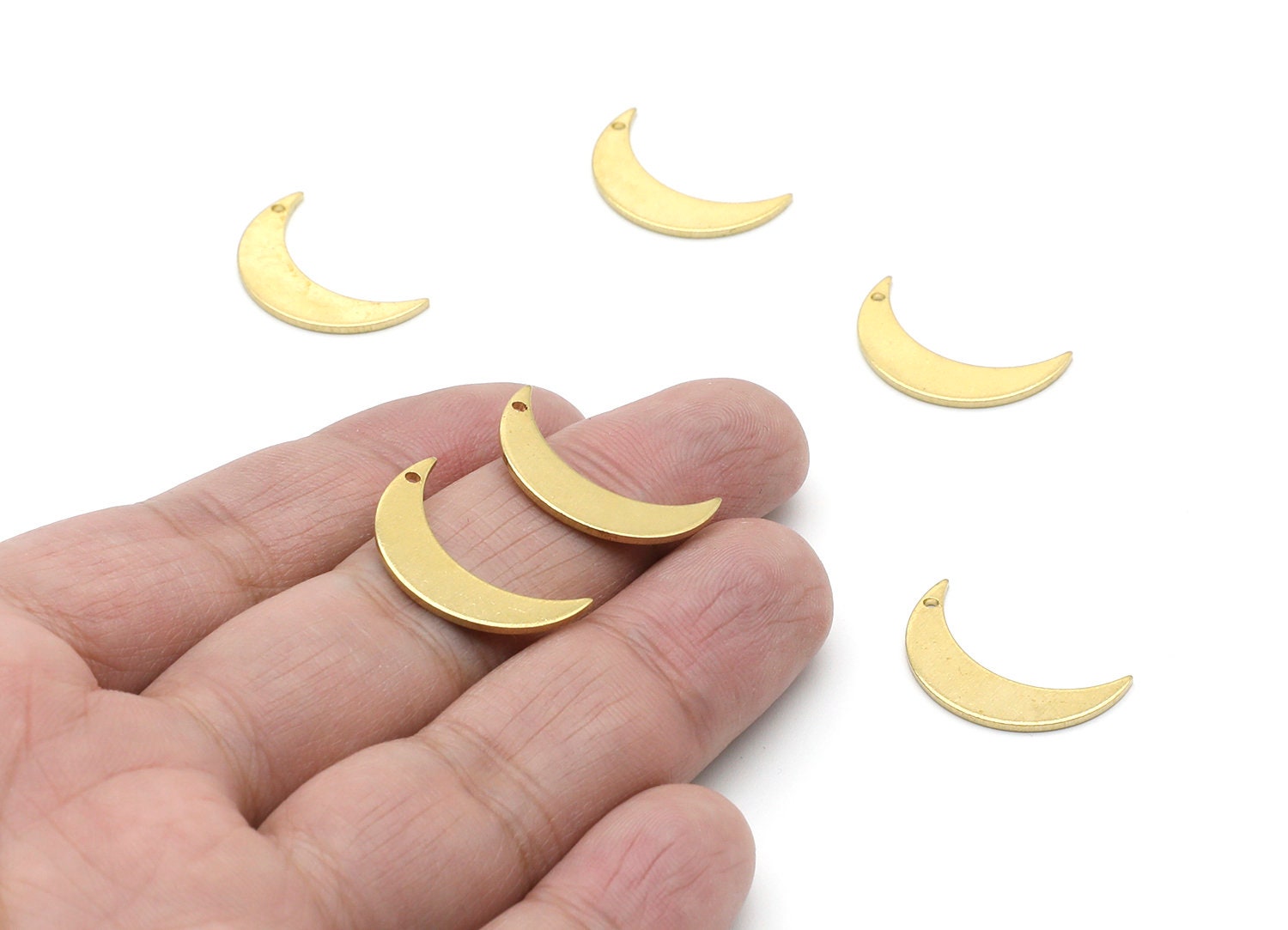 Brass Moon Charms - Moon Shaped Raw Brass Pendant - Jewelry Supplies - 21,3x13,17x0,99mm- PP1371 - DOMEDBAZAAR
