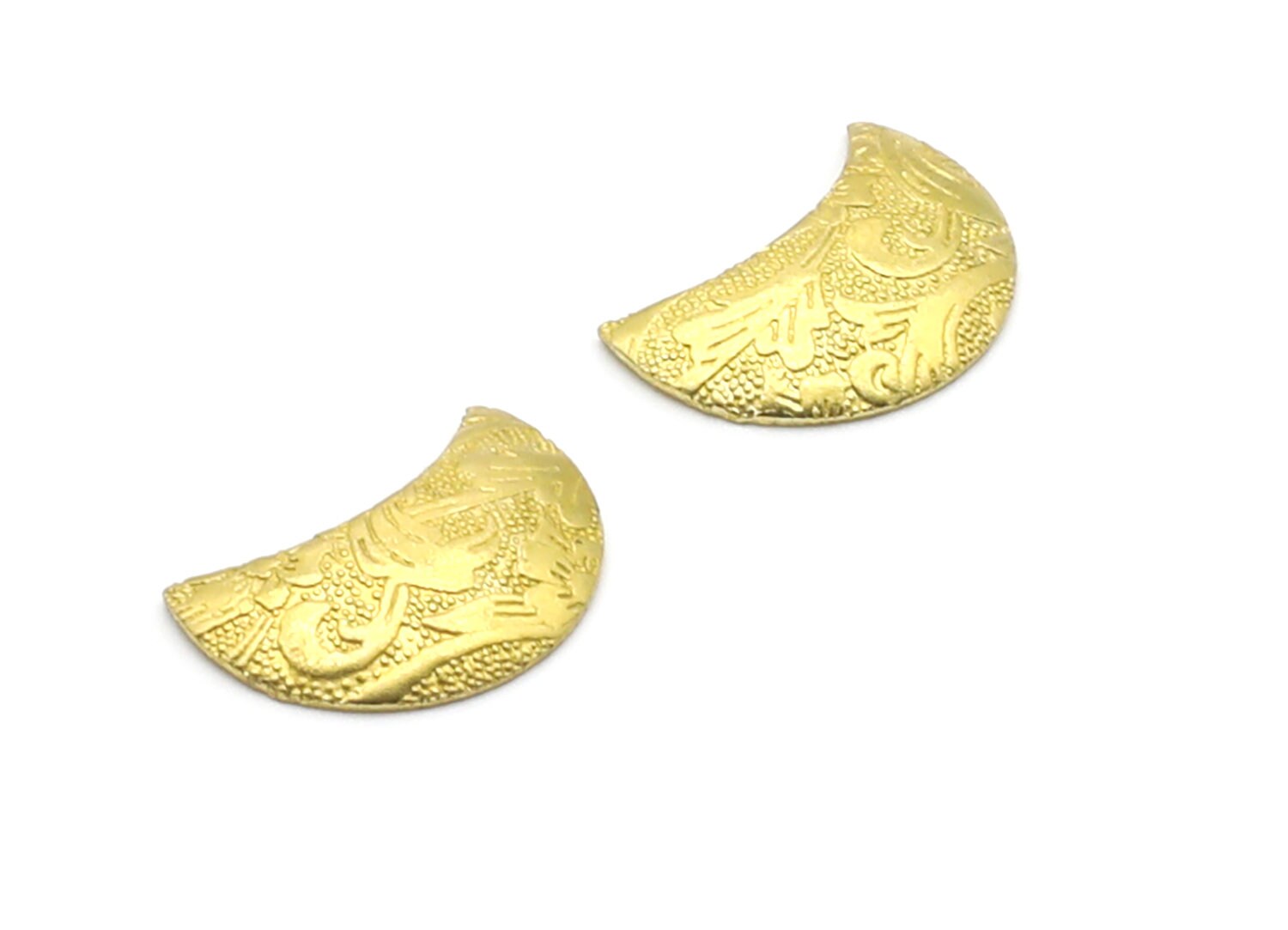 Brass Moon Charms - Moon Shaped Raw Brass Charms - Jewelry Supplies - 14,97x10,27x0,45mm - PP1412 - DOMEDBAZAAR