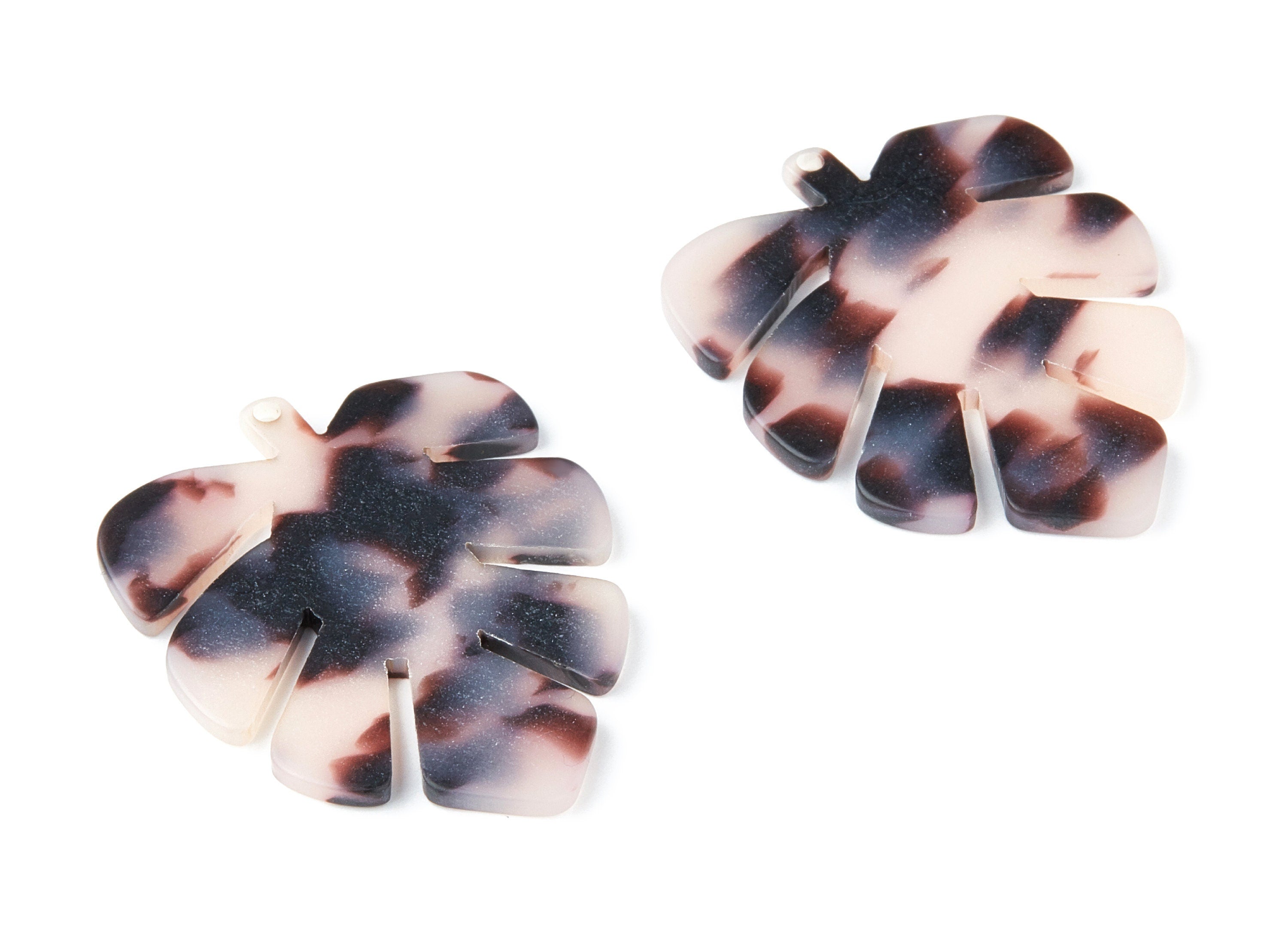 Acetate Leaf Charms - Blonde Matte Tortoise Shell Earrings - Leaf Earrings and Pendant - Color Code: A09 - 43,7x35,6x2,61mm -AC1052L - DOMEDBAZAAR