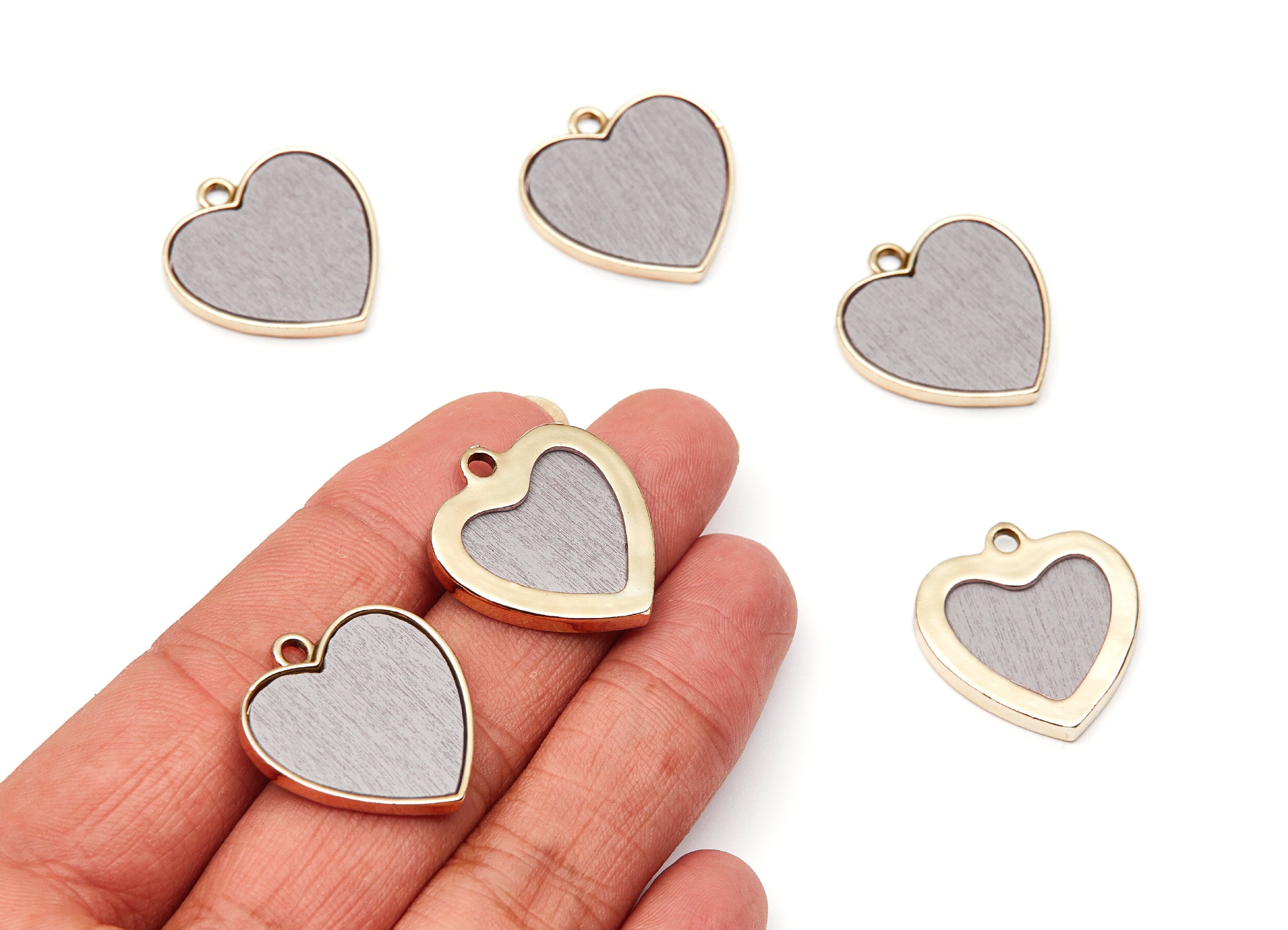 Heart Shaped Charms- Zinc Alloy Earring Findings - Gold Tone Connector - Alloy Pendant for Necklace - 25,6x24,1x2,78mm - ZZ1234C - DOMEDBAZAAR