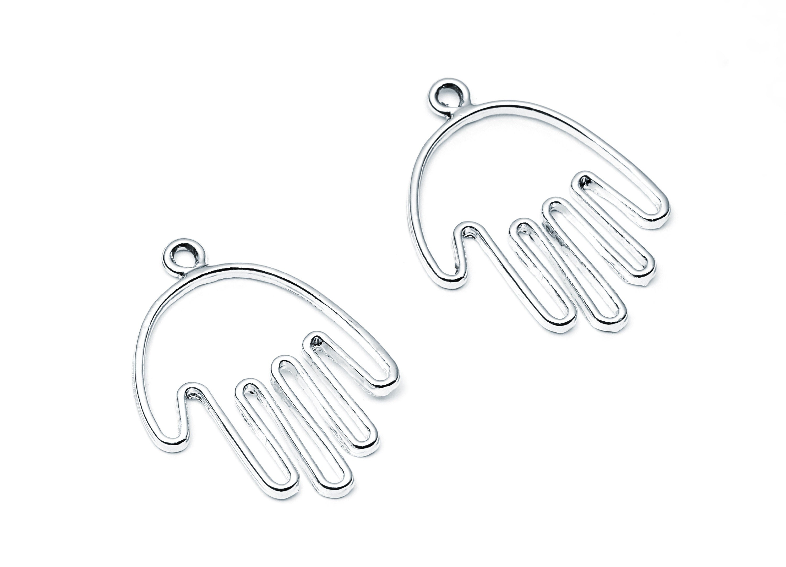 Hand Shaped Charms- Zinc Alloy Earring Finding - Nickel / Silver Tone - Alloy Pendant for Necklace - 32,97x23,08x1,07mm - ZZ1214 - DOMEDBAZAAR