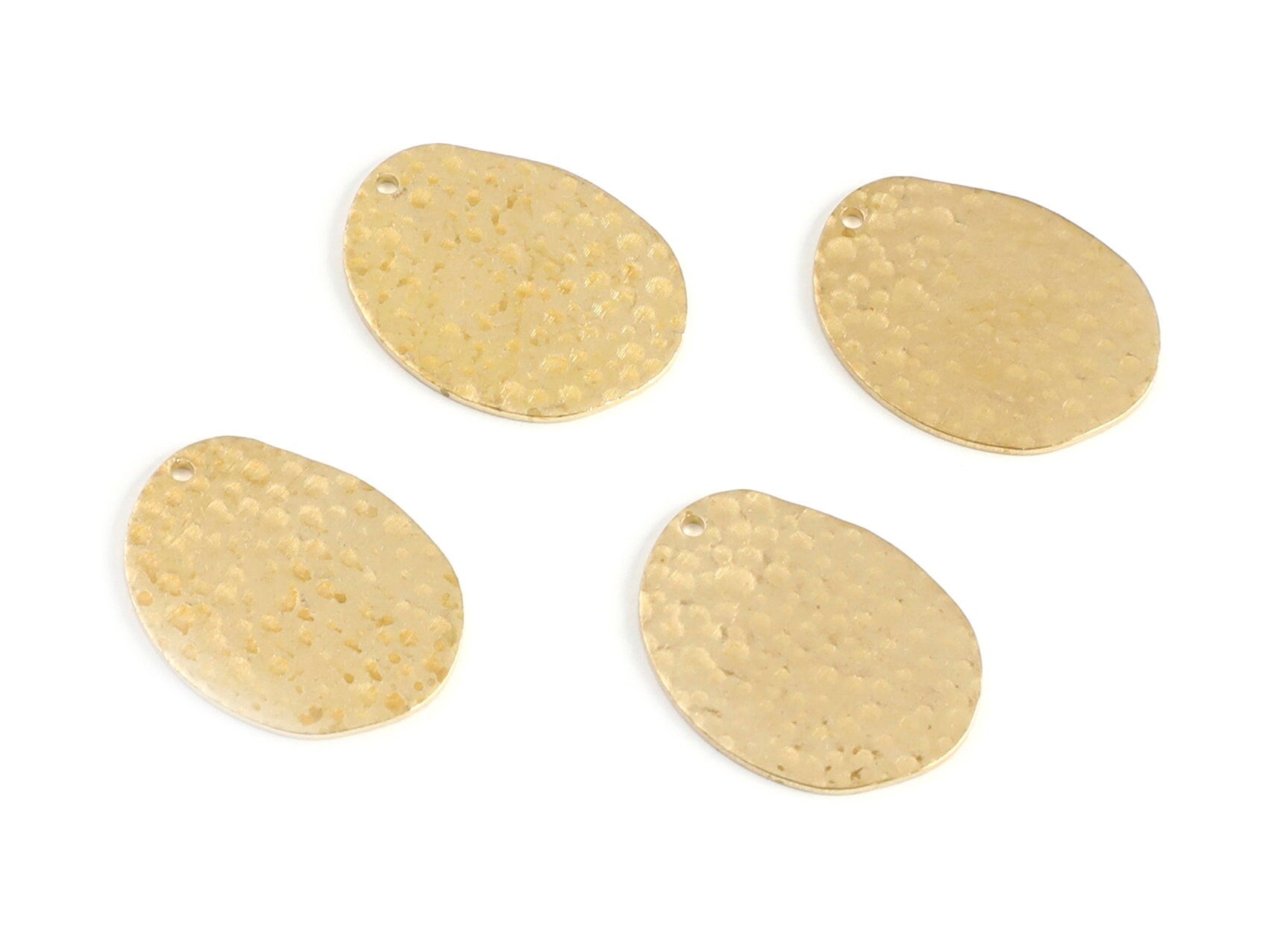 Brass Hammered Oval Charms - Hammered Oval Shaped Raw Brass Pendant - Earring Findings - Jewelry Supplies - 24,8mx19,1x1,04mm - PP1375 - DOMEDBAZAAR