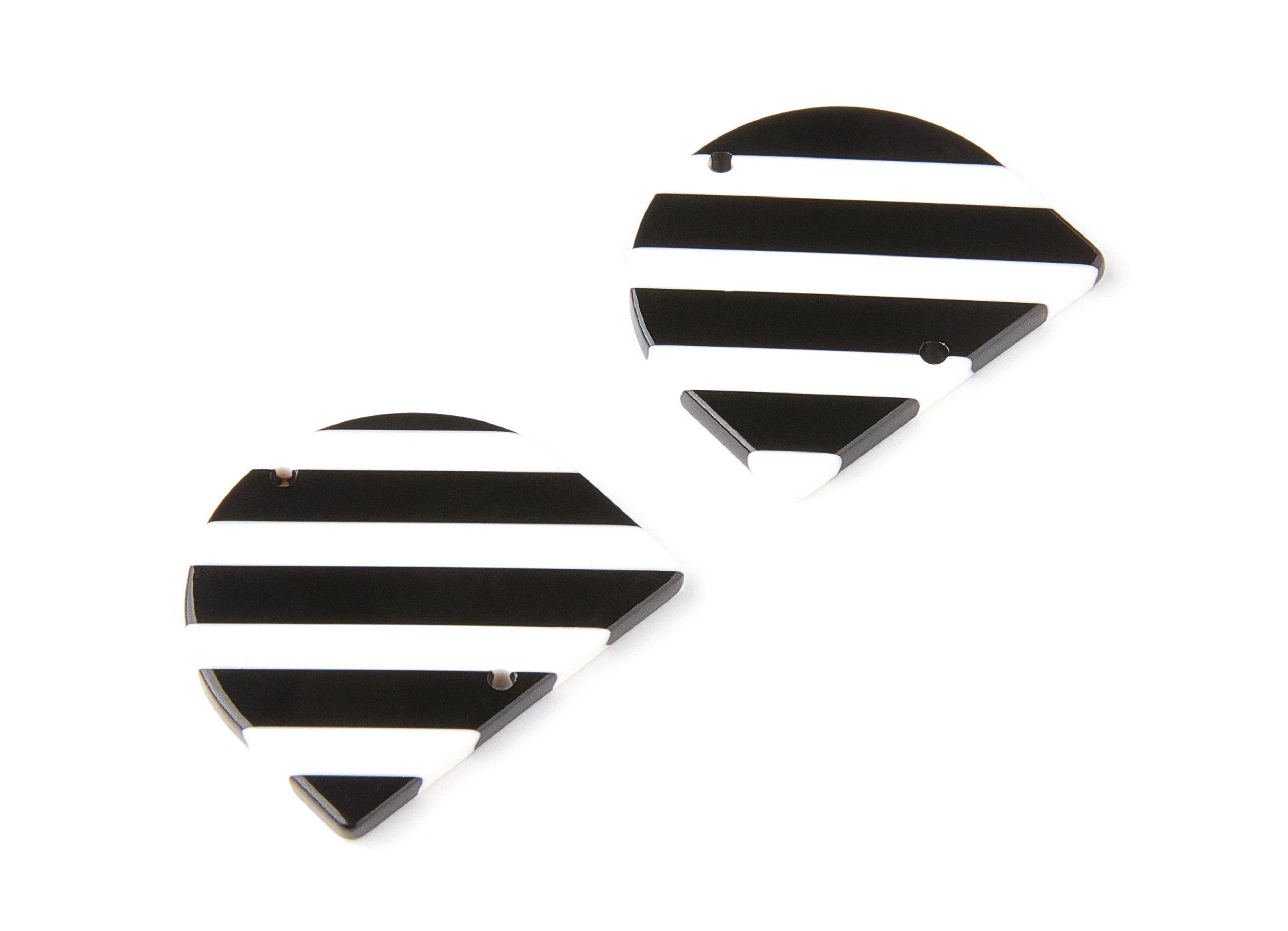 Acetate D Earring Charms -  D Shaped Pendant - Earring Findings - Jewelry Supplies - Color Code: A64 - 33,43x29,25x2,84mm - AC1634-A64 - DOMEDBAZAAR