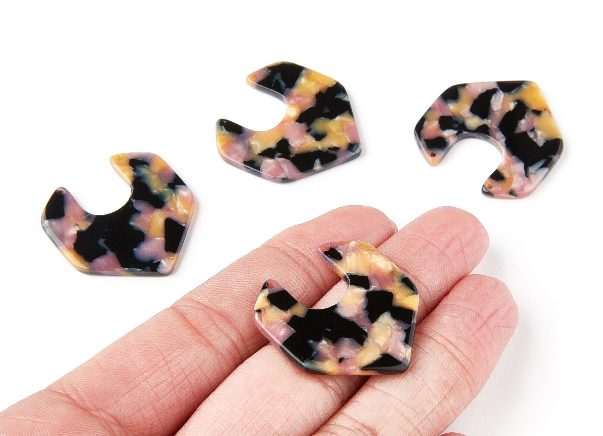 Acetate Geometric Earring Charms - Geometric Shaped Pendant - Earring Findings - Jewelry Supplies - 31,16x30,17x2,6mm - AC1246D - DOMEDBAZAAR