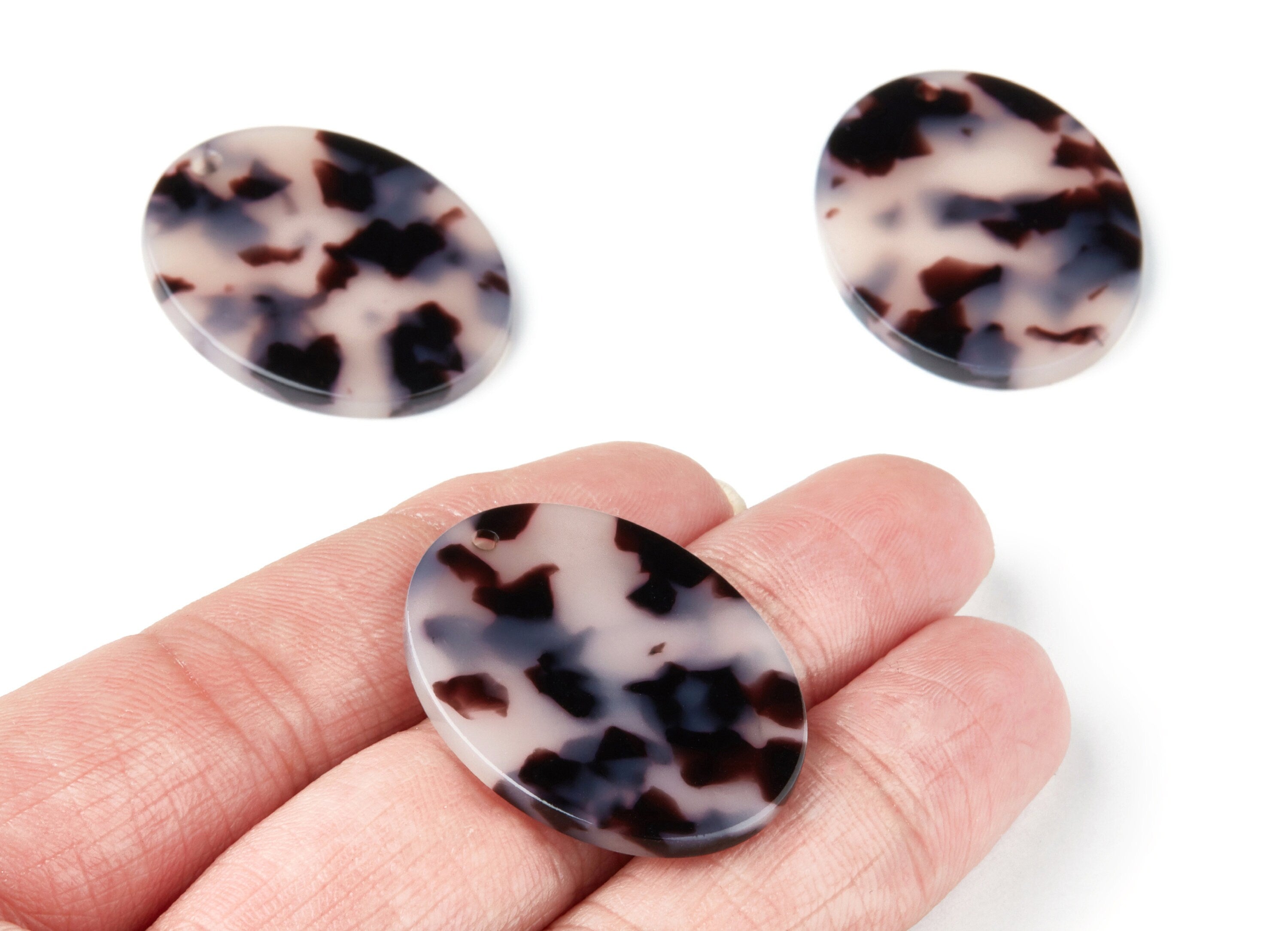 Acetate Oval Charms - Blonde Tortoise Shell Earrings - Oval Pendant - Jewelry Supplys - Color Code: A06 - 34.5x27.2x2.46mm - AC1105C - DOMEDBAZAAR