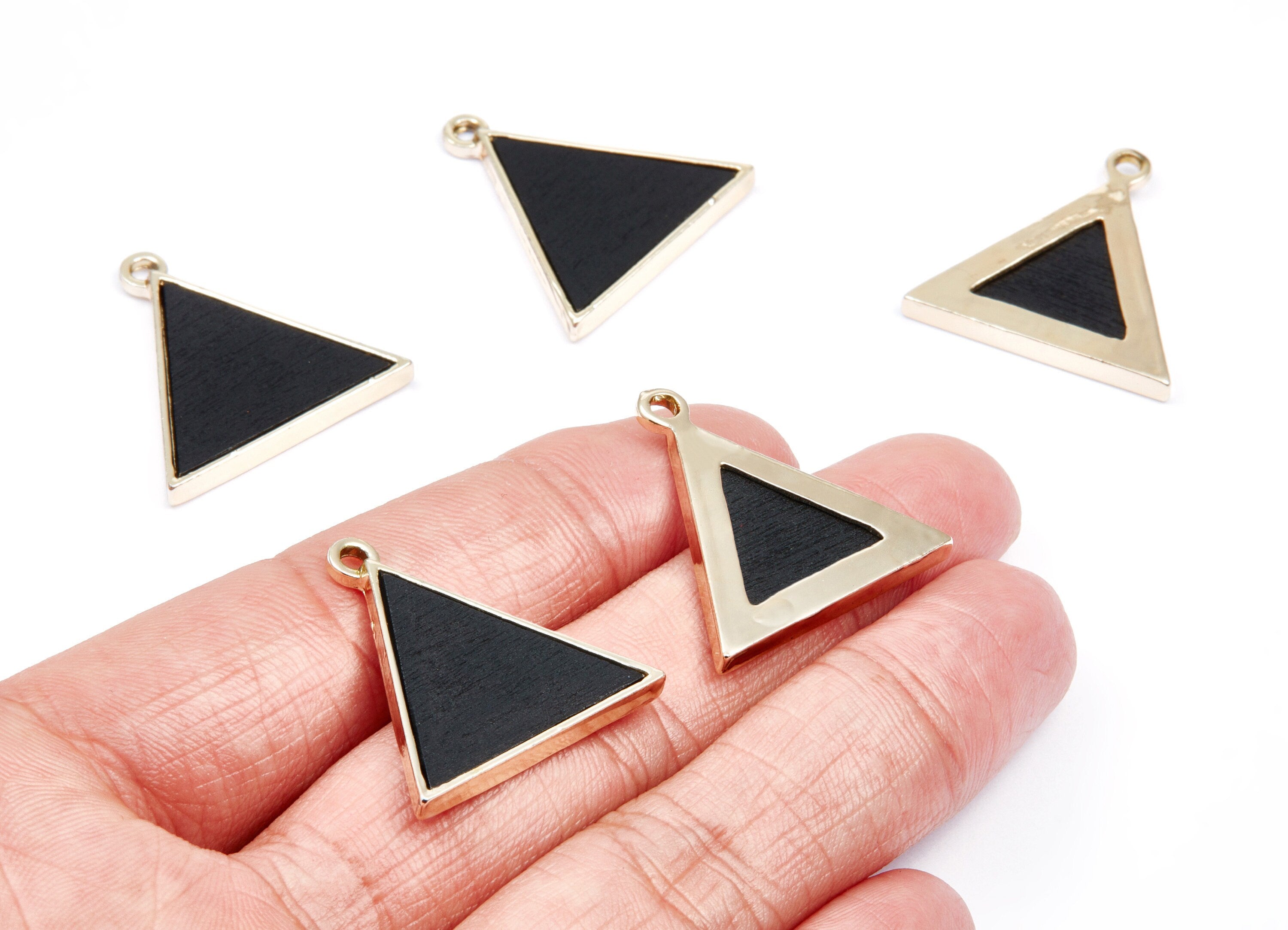 Triangle Shaped Charms - Zinc Alloy Earring Findings - Gold Tone Connector - Alloy Pendant for Necklace - 27,01x26,66x2,79mm - ZZ1219B - DOMEDBAZAAR