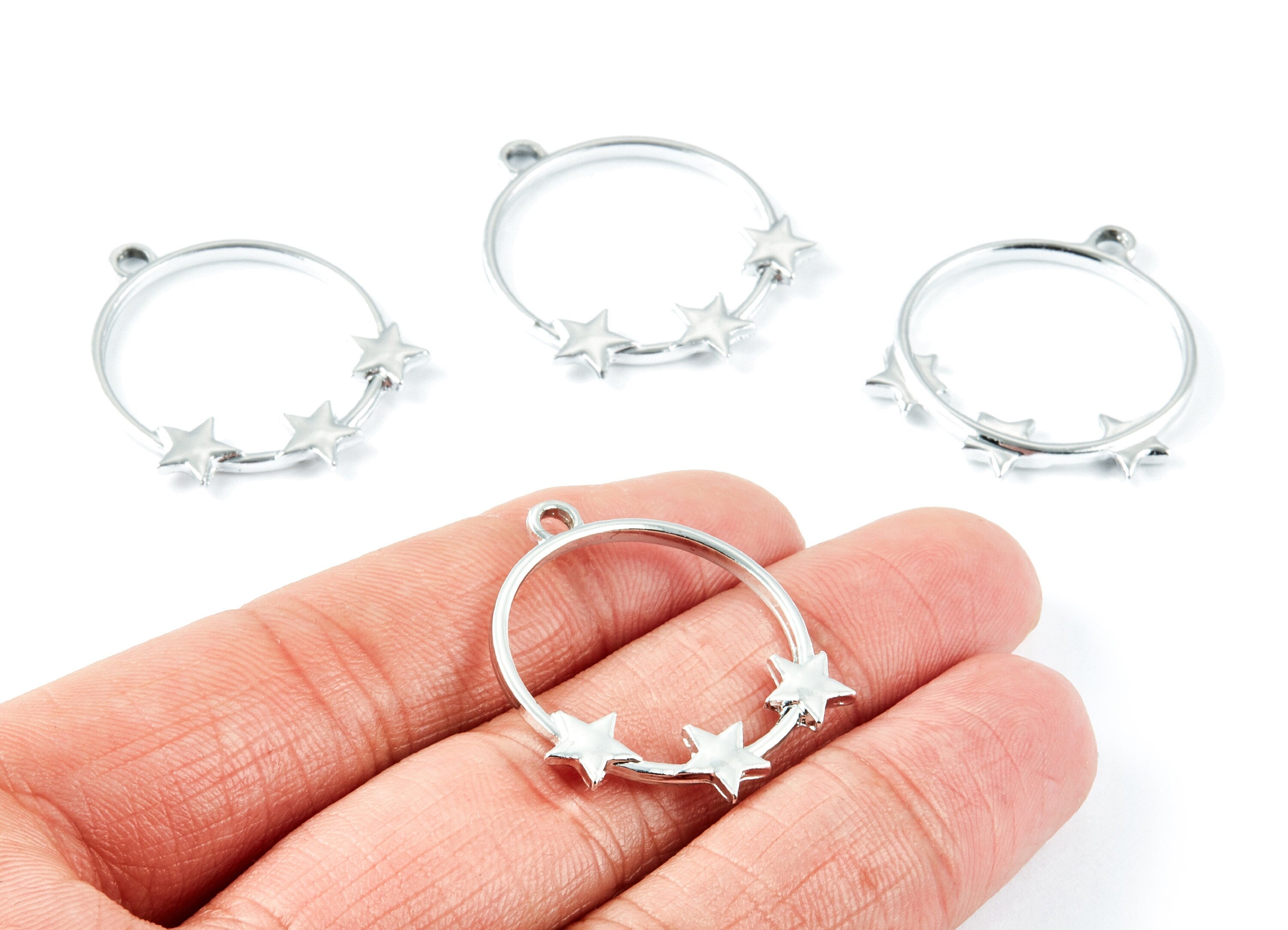 Round Shaped Charms - Zinc Alloy Earring Finding - Nickel / Silver Tone - Alloy Pendant for Necklace - 31,15x26x1,54mm - ZZ1213 - DOMEDBAZAAR