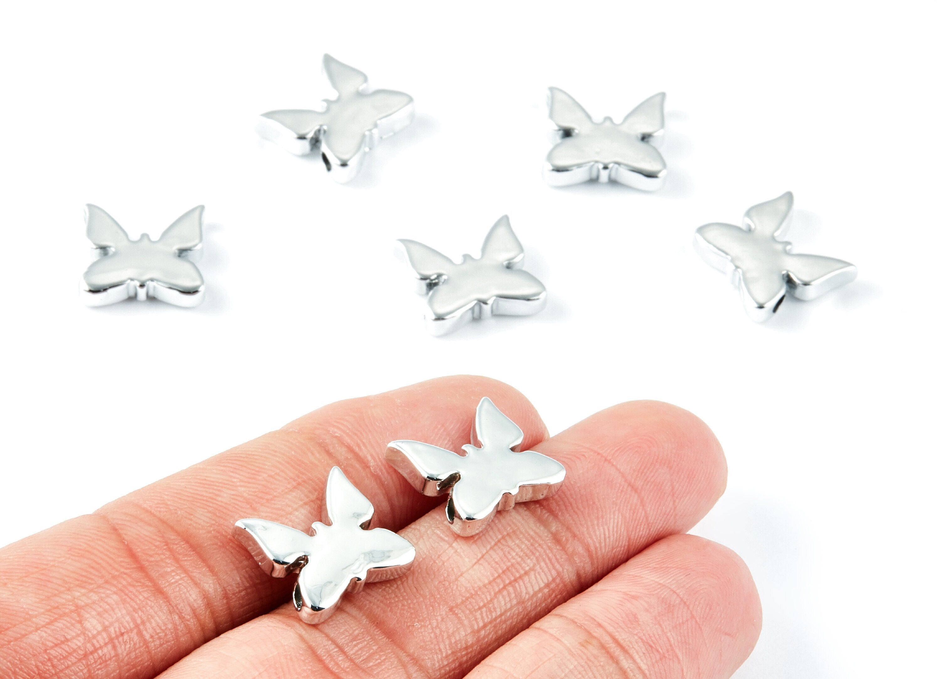 Butterfly Shaped Charms - Zinc Alloy Earring Finding - Nickel / Silver Tone - Alloy Pendant for Necklace - 13,63x13,4x3,4mm - ZZ1197S - DOMEDBAZAAR