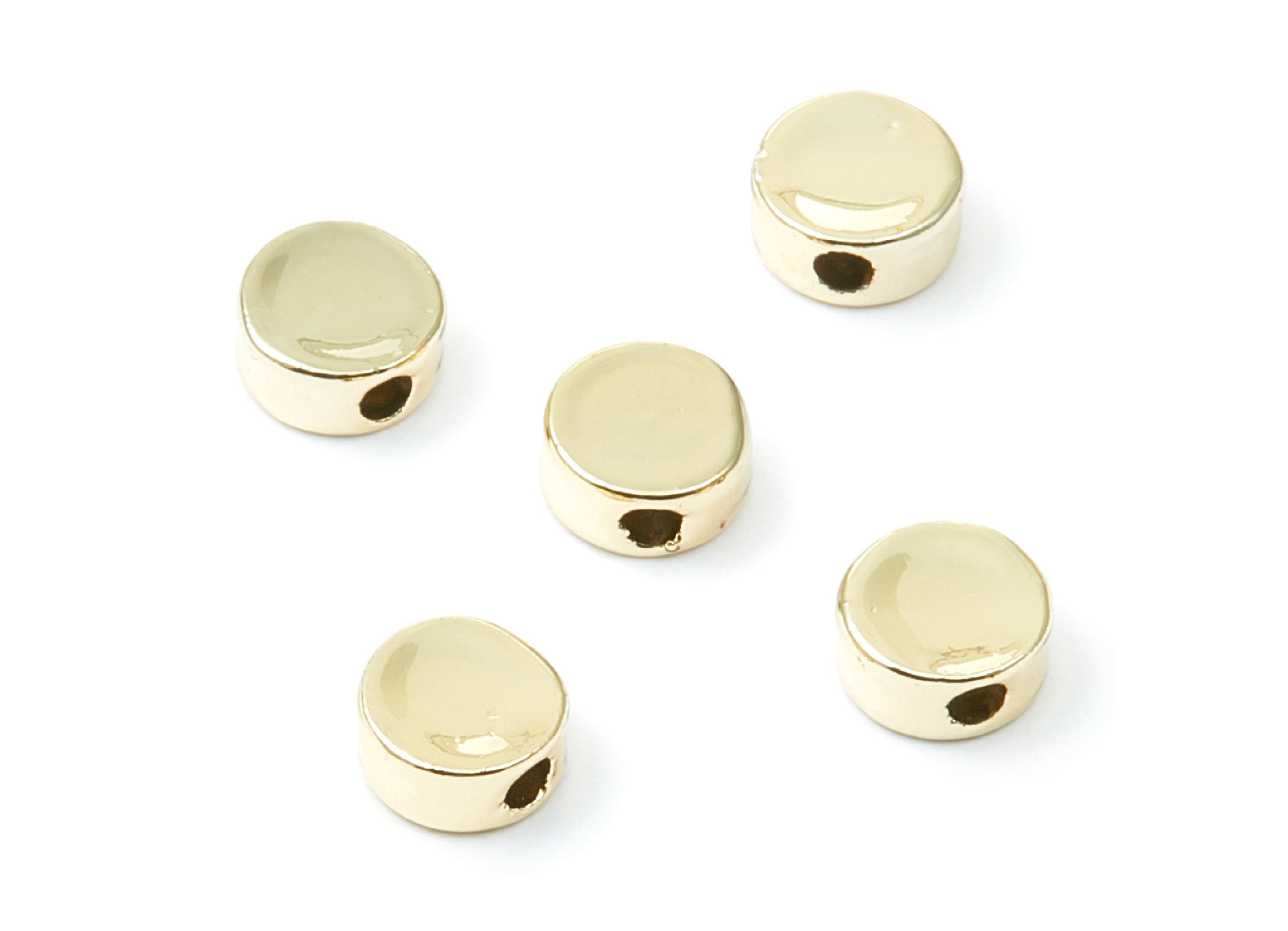 Round Shaped Charms - Zinc Alloy Earring Finding - Gold Tone - Alloy Pendant for Necklace - 7,09mm x 3,42mm - ZZ1184G - DOMEDBAZAAR
