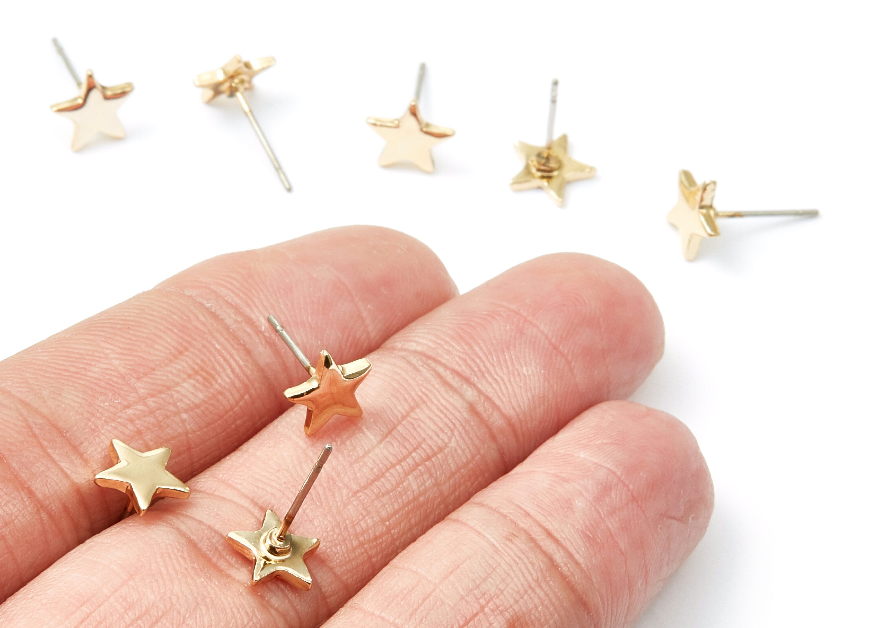 Star Earring Stud - Zinc Alloy Stud - Gold Tone plated - Stainless Steel Stud - Ear Studs - 2,63x7,82x1,25mm - ZZ1191G - DOMEDBAZAAR