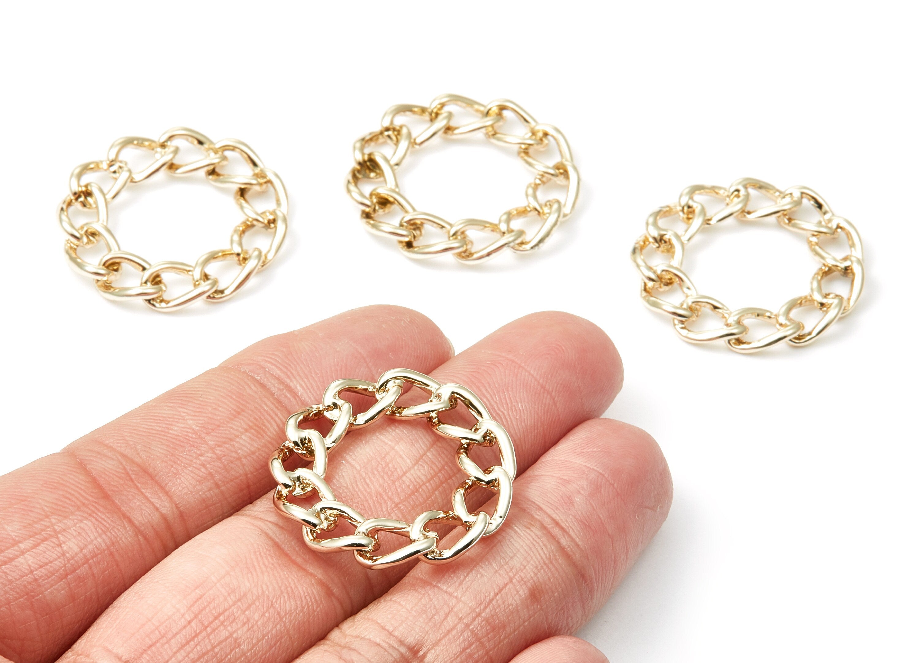 Circle Shaped Charms - Zinc Alloy Circle Shaped - Gold Tone - Alloy Pendant for Necklace - 28,75x28,75x3,54mm - ZZ1252 - DOMEDBAZAAR