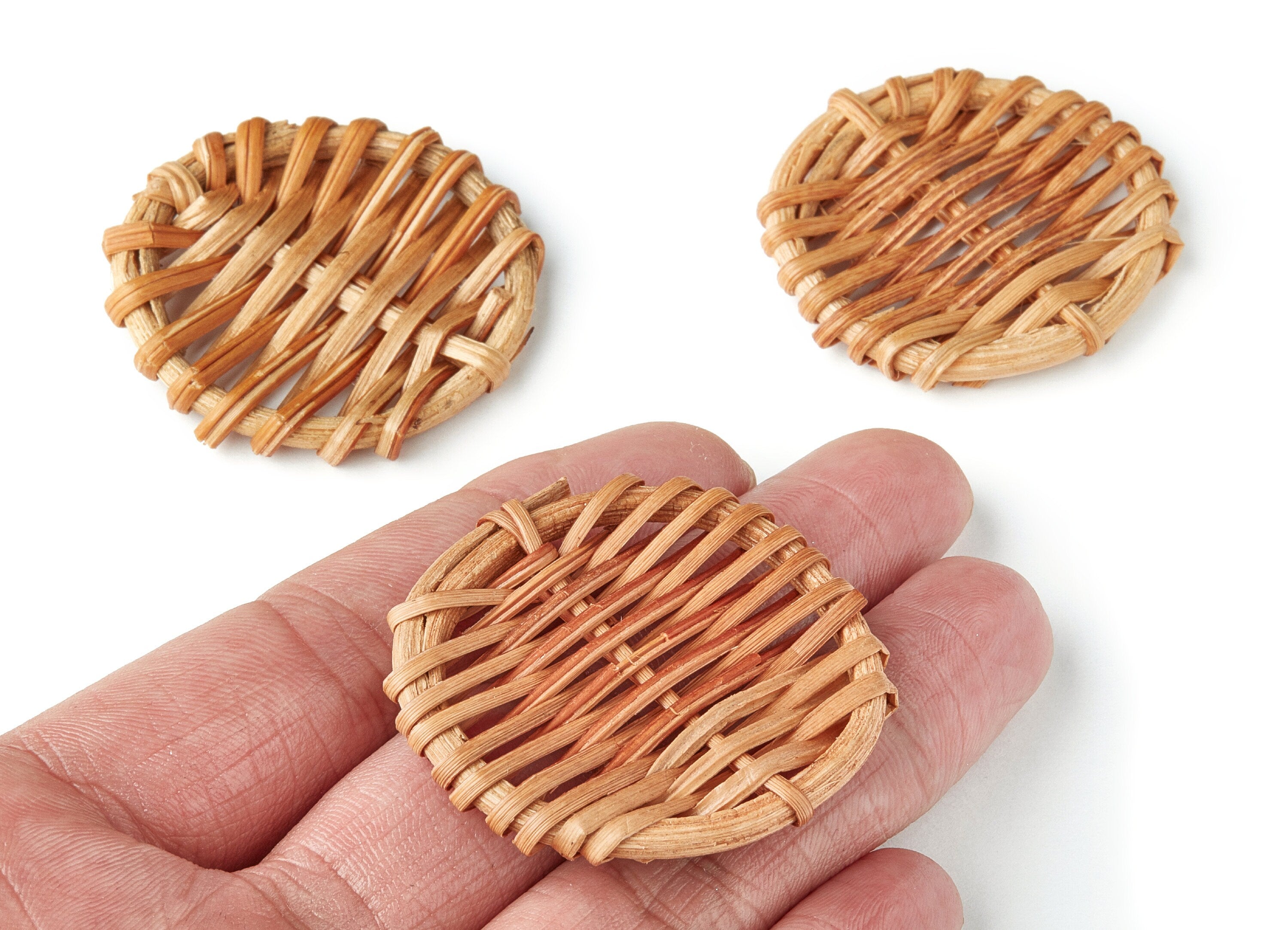 Handwoven Rattan Earrings - Round Shaped Rattan Pendant - Wooden Straw Earring - Jewelery Handmade - 40x40x6mm - RT1096 - DOMEDBAZAAR