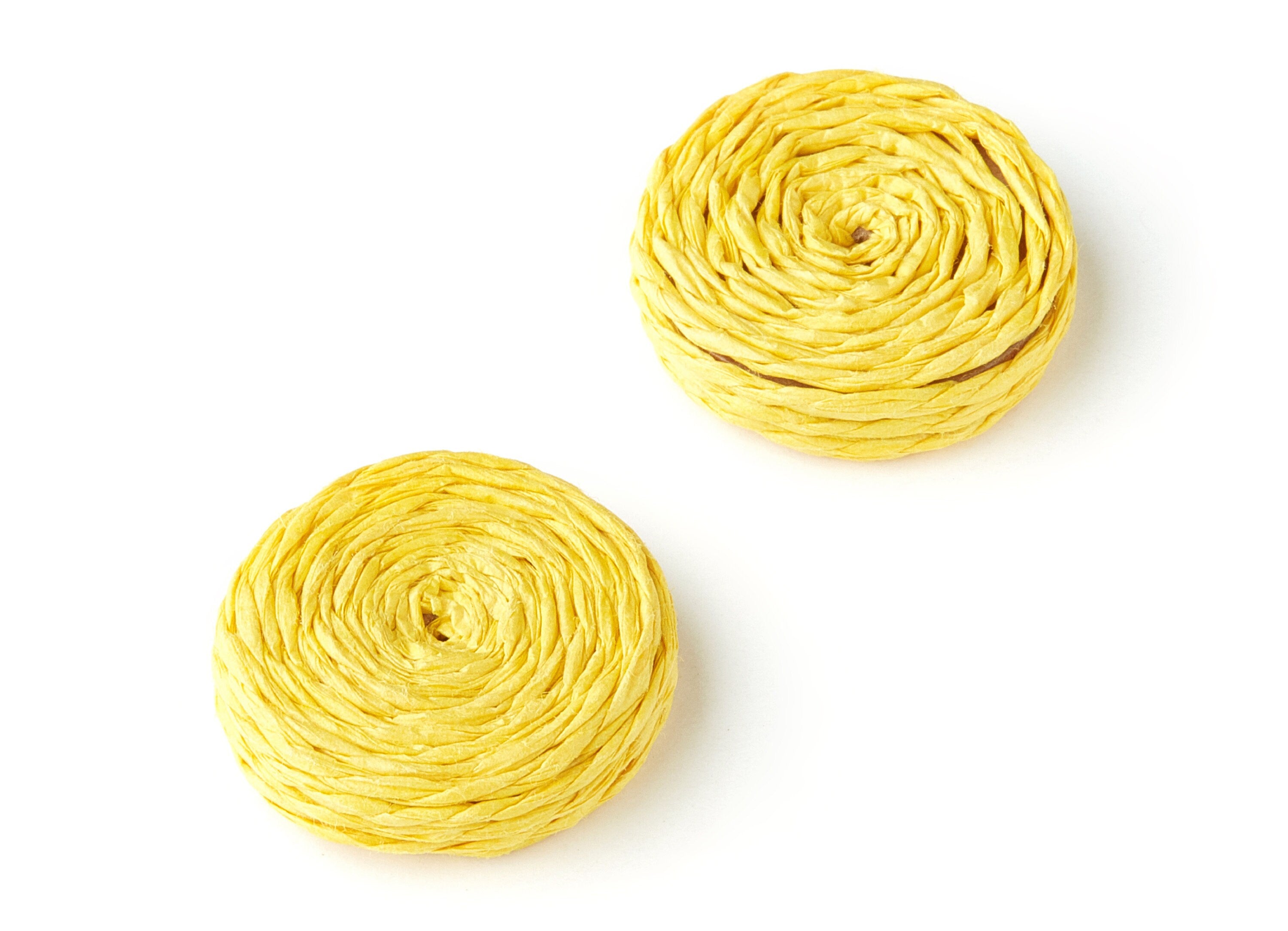 Handwoven Rattan Earrings - Coin Shaped Rattan Pendant - Wooden Straw Earring - Jewelery Handmade - 26.5x26.5x6.5mm - RT1123 - DOMEDBAZAAR