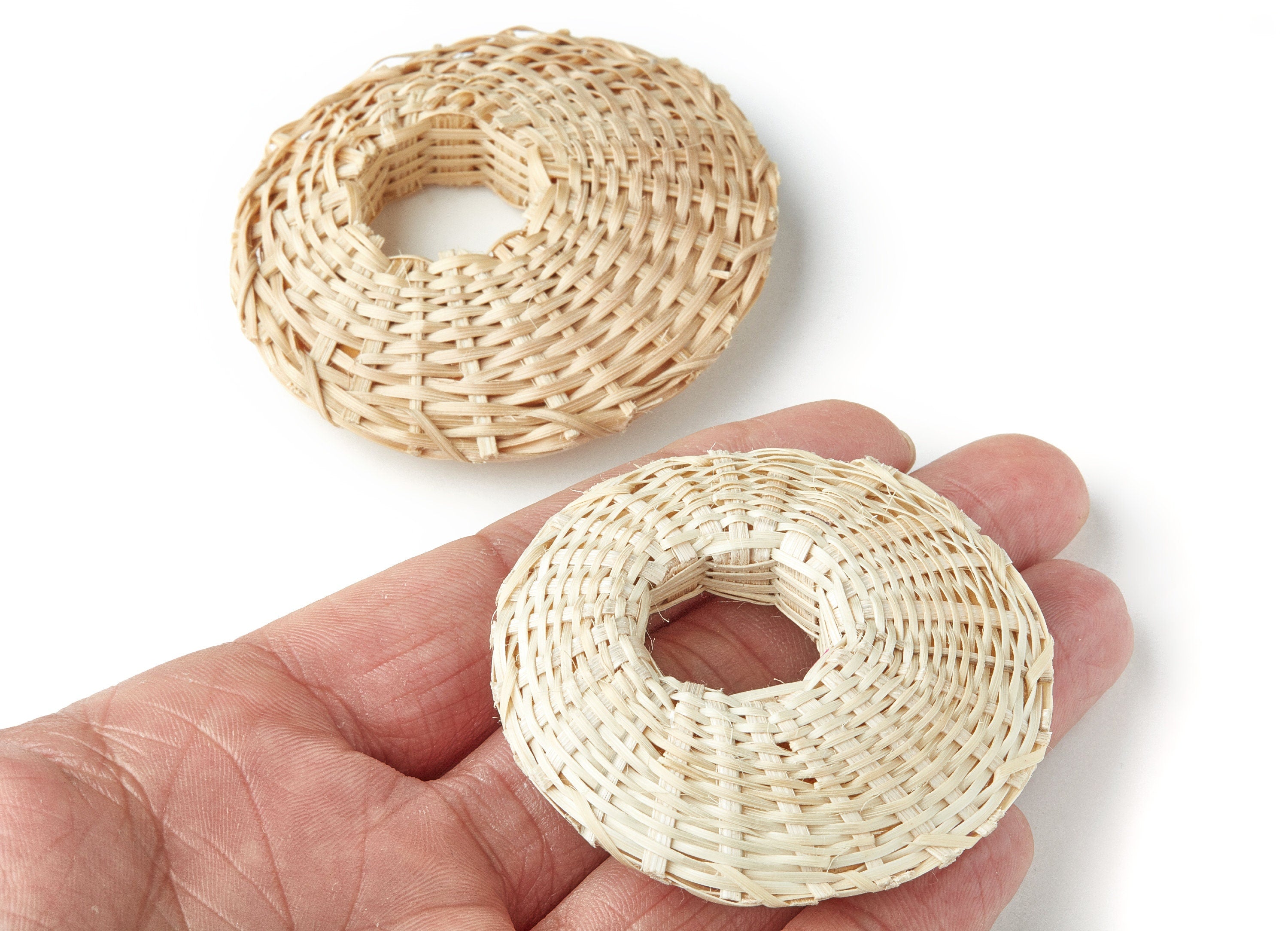 Handwoven Rattan Earrings - Shell Shaped Rattan Pendant - Wooden Straw Earring - Jewelery Handmade - 63.2x61.8mm - RT1113 - DOMEDBAZAAR