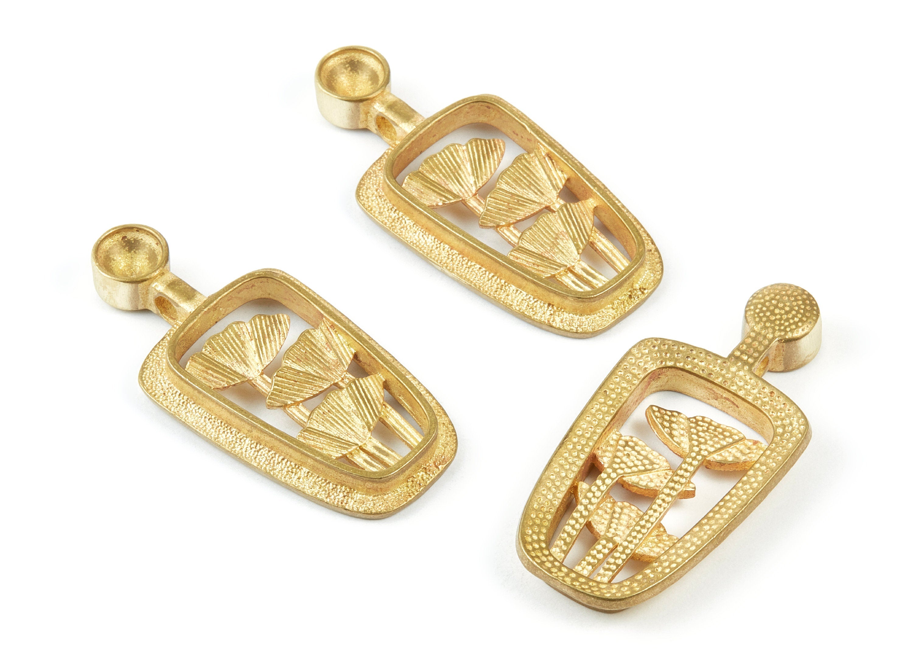 Brass Flower Charms - Vase Shape Raw Brass Pendant - Jewelry Supplies - 50.47x24.34x6.2mm - PP1518 - DOMEDBAZAAR