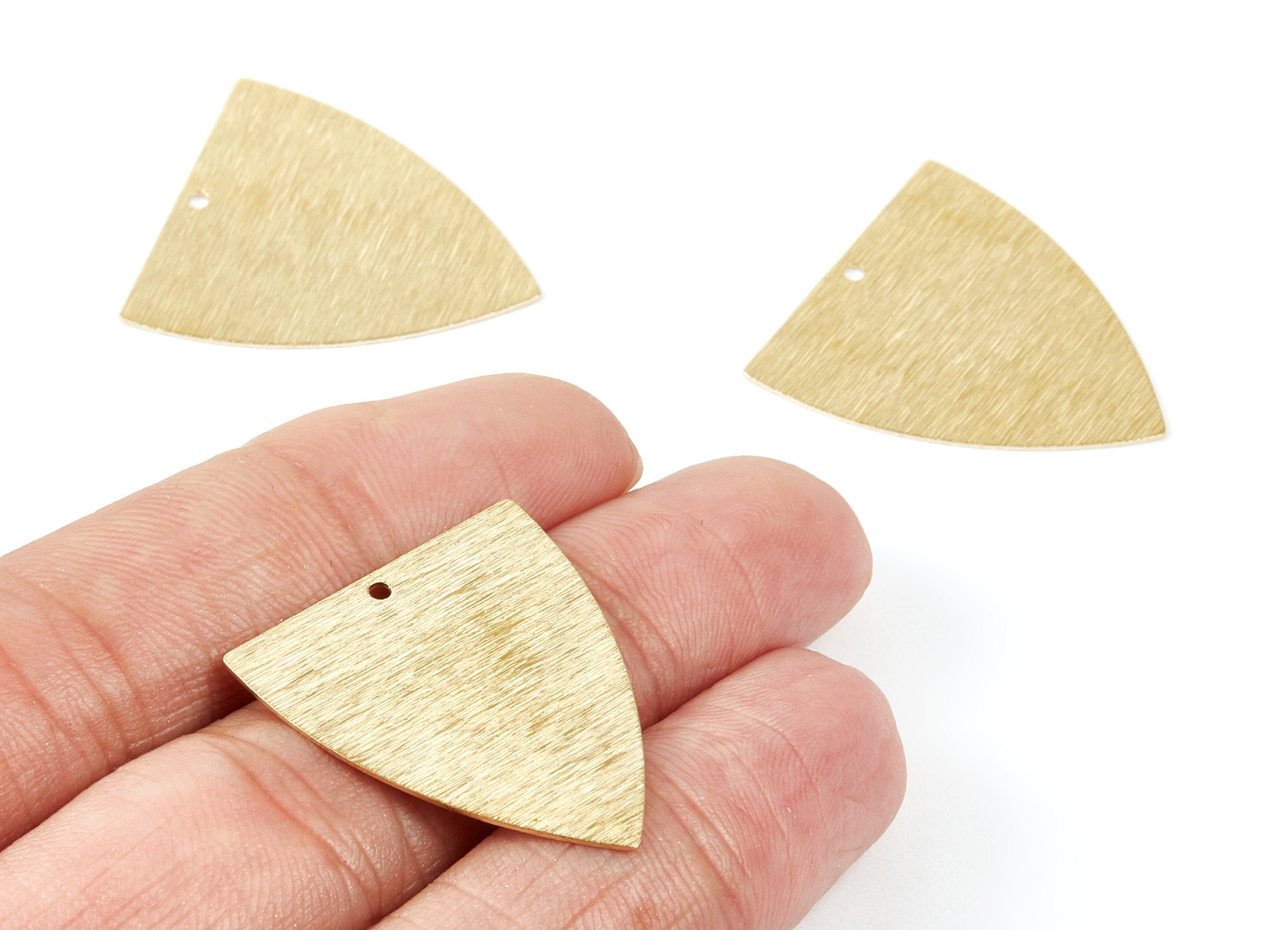 Brass Geometric Charms - Textured Steeple Shaped Raw Brass Pedants - Jewelry Supplies - 28x25x0,47mm - PP1979 - DOMEDBAZAAR