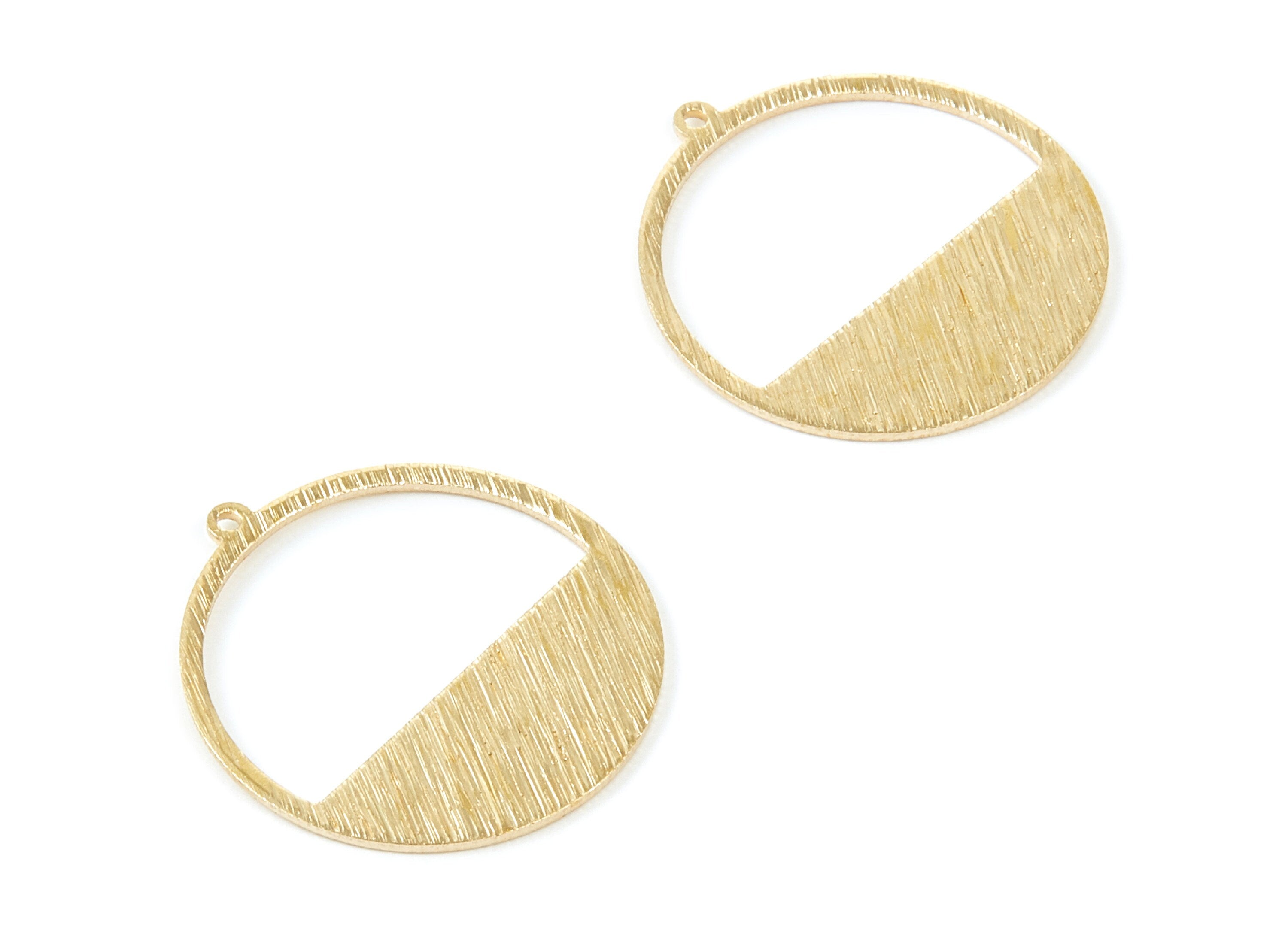 Brass Textured Earring Charms - Hollow Circle Shaped Raw Brass Pendant - Jewelry Supplies - 25,39x23,84x0,85mm - PP2006 - DOMEDBAZAAR