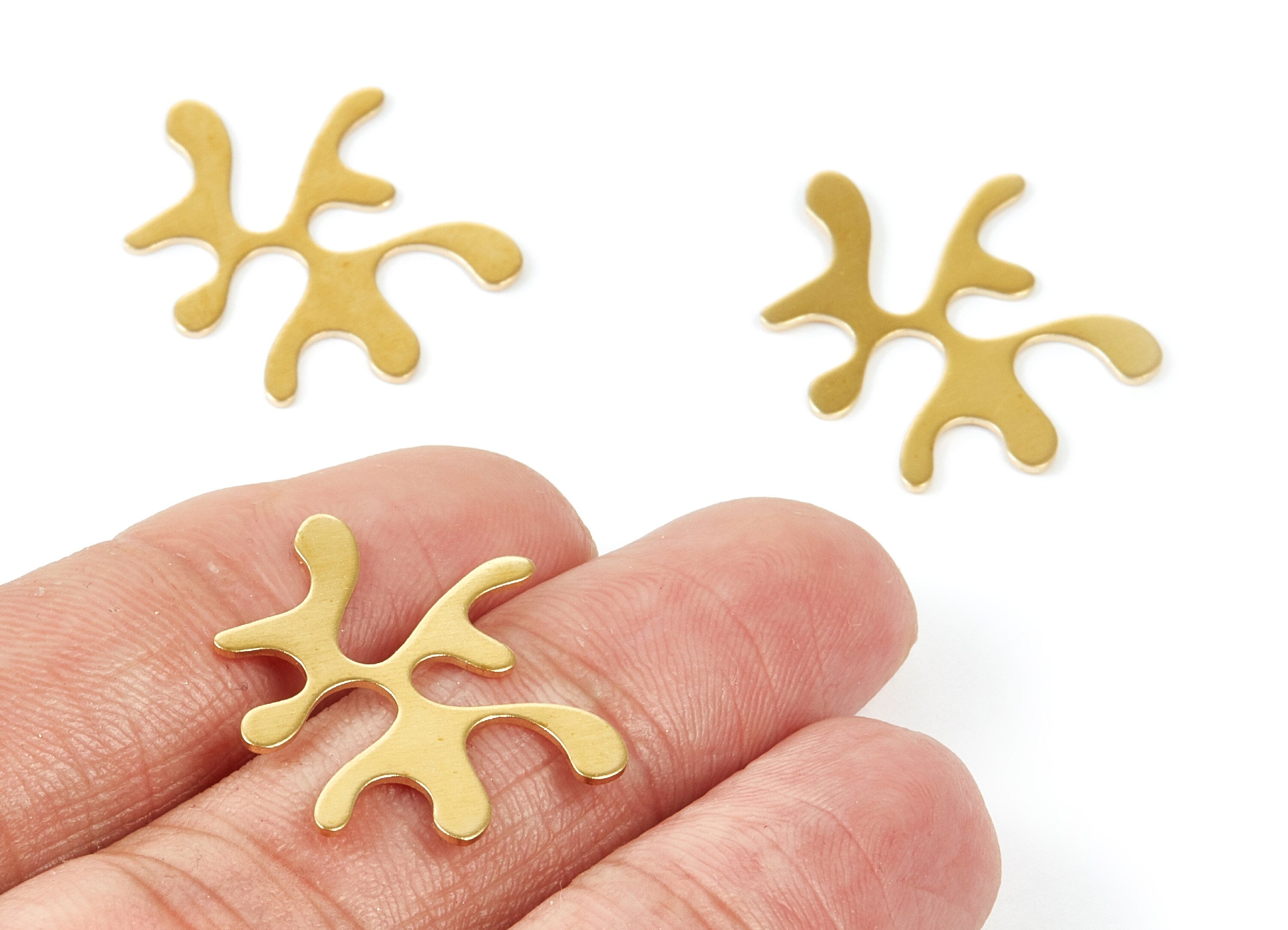 Brass Irregular Charms - Irregular Shaped Raw Brass Pendant - Earring Findings - Jewelry Supplies - 23,2 x21,5x0,6mm - PP2030 - DOMEDBAZAAR