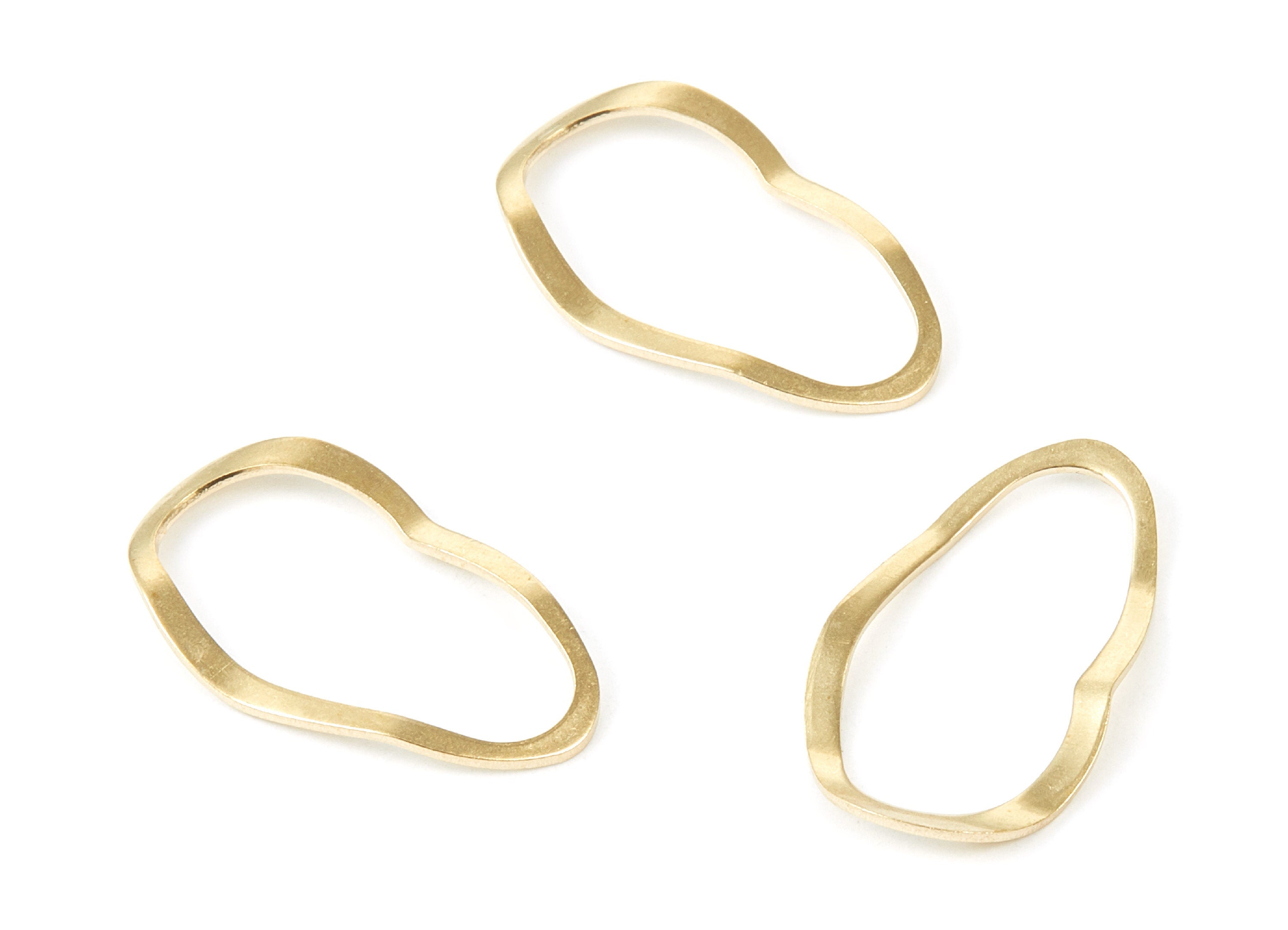 Brass Oval Charms - Wavy oval Shaped Raw Brass Pendant - Earring Findings - Jewelry Supplies - 28x16.22x0.8mm - PP1843 - DOMEDBAZAAR