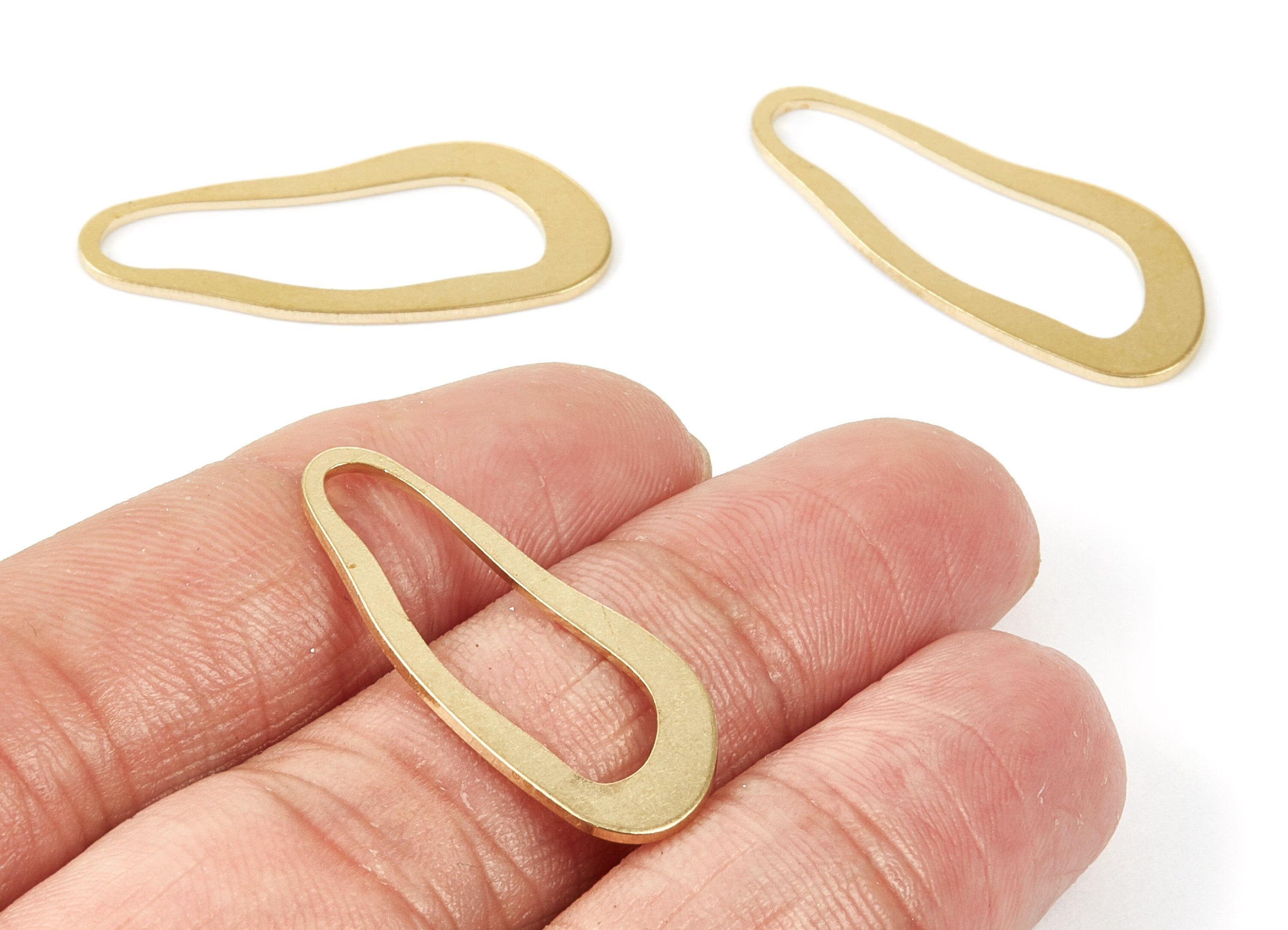Brass Wavy Oval Charms - Wavy oval Shaped Raw Brass Pendant - Earring Findings - Jewelry Supplies - 31.5x13.05x0.97mm - PP1867 - DOMEDBAZAAR