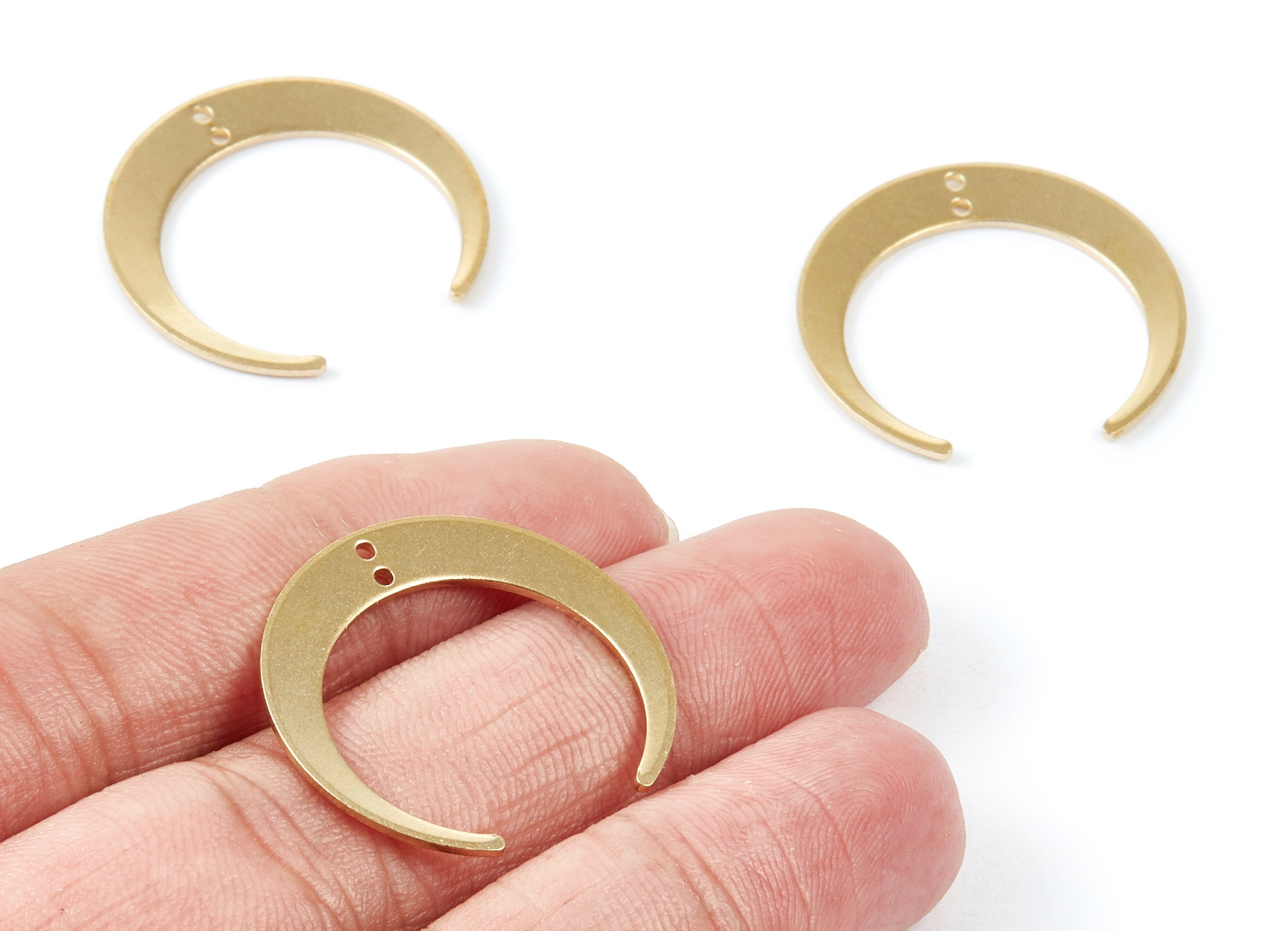Brass Moon Connector - Moon Shaped Raw Brass Charms- Earring Findings - Jewelry Supplies - 27,18x25,85x1mm - PP1864 - DOMEDBAZAAR