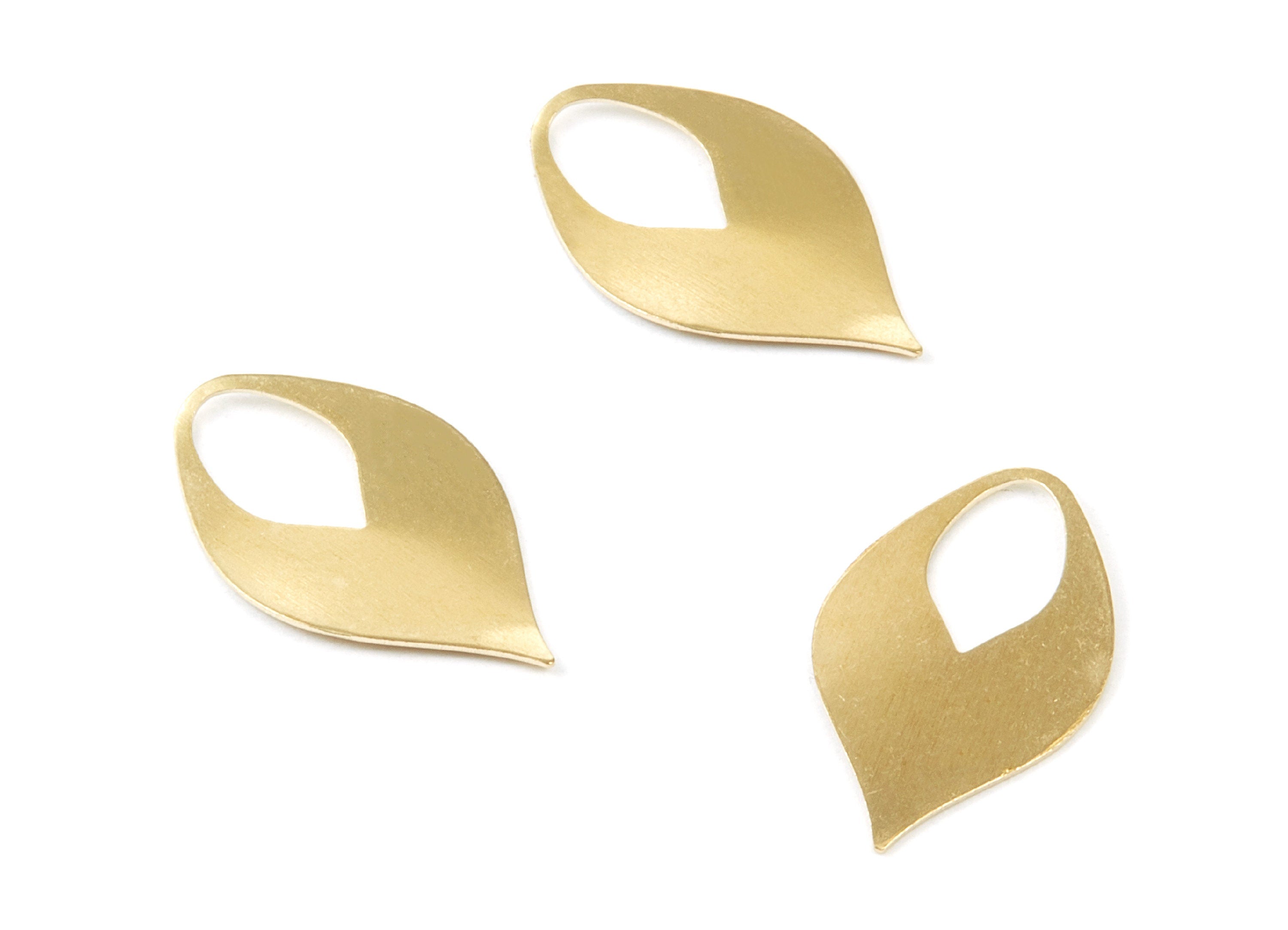 Brass Leaf Charms - Leaf Shaped Raw Brass Pendant - Earring Findings - Jewelry Supplies - 21.66x13x0.63mm - PP1983 - DOMEDBAZAAR