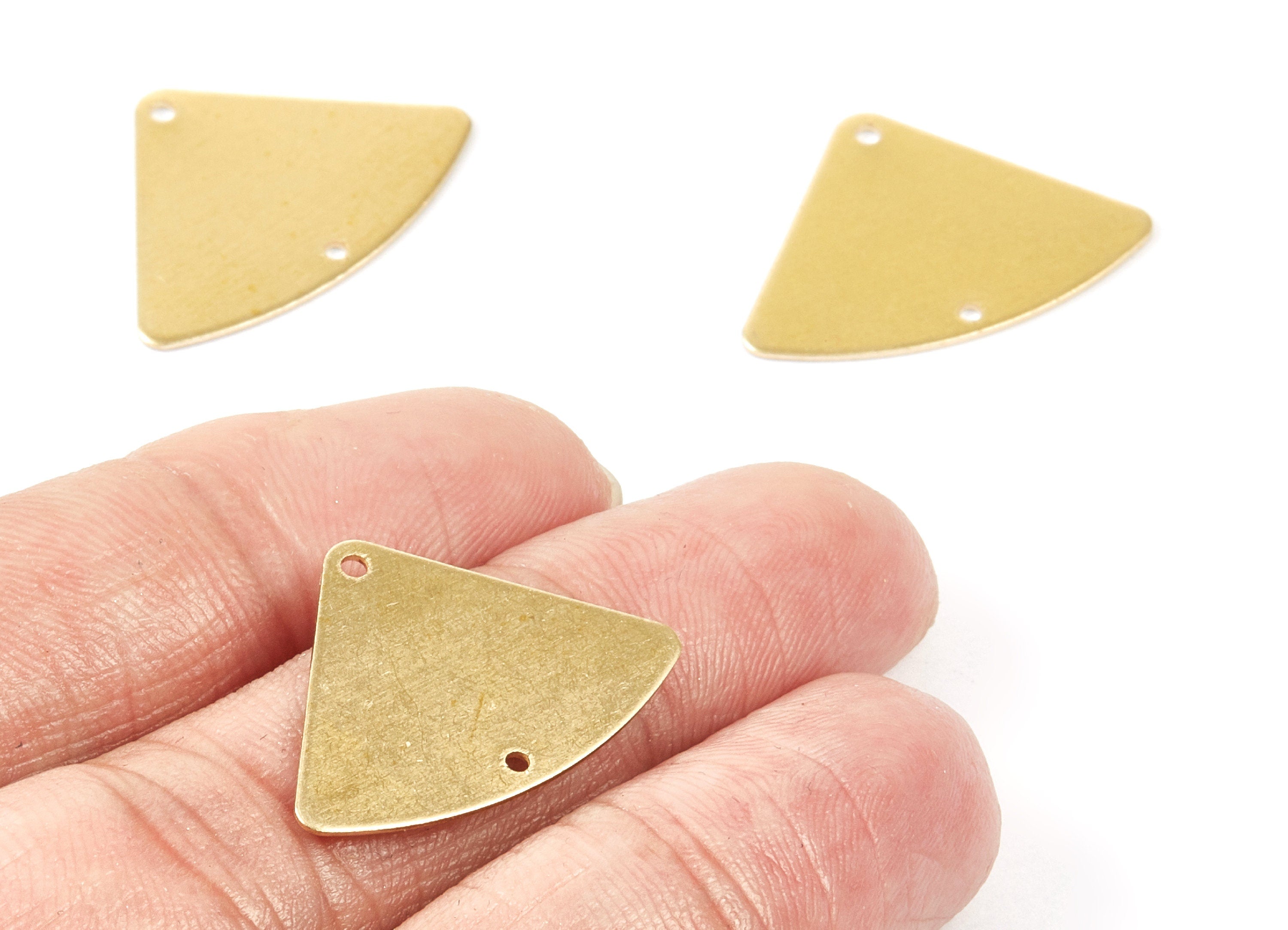 Personalized stamping blank - Brass Triangle Charms - Triangle Raw Brass Connectors With 2 Holes - 26x18.5x0.55mm - PP1763 - DOMEDBAZAAR