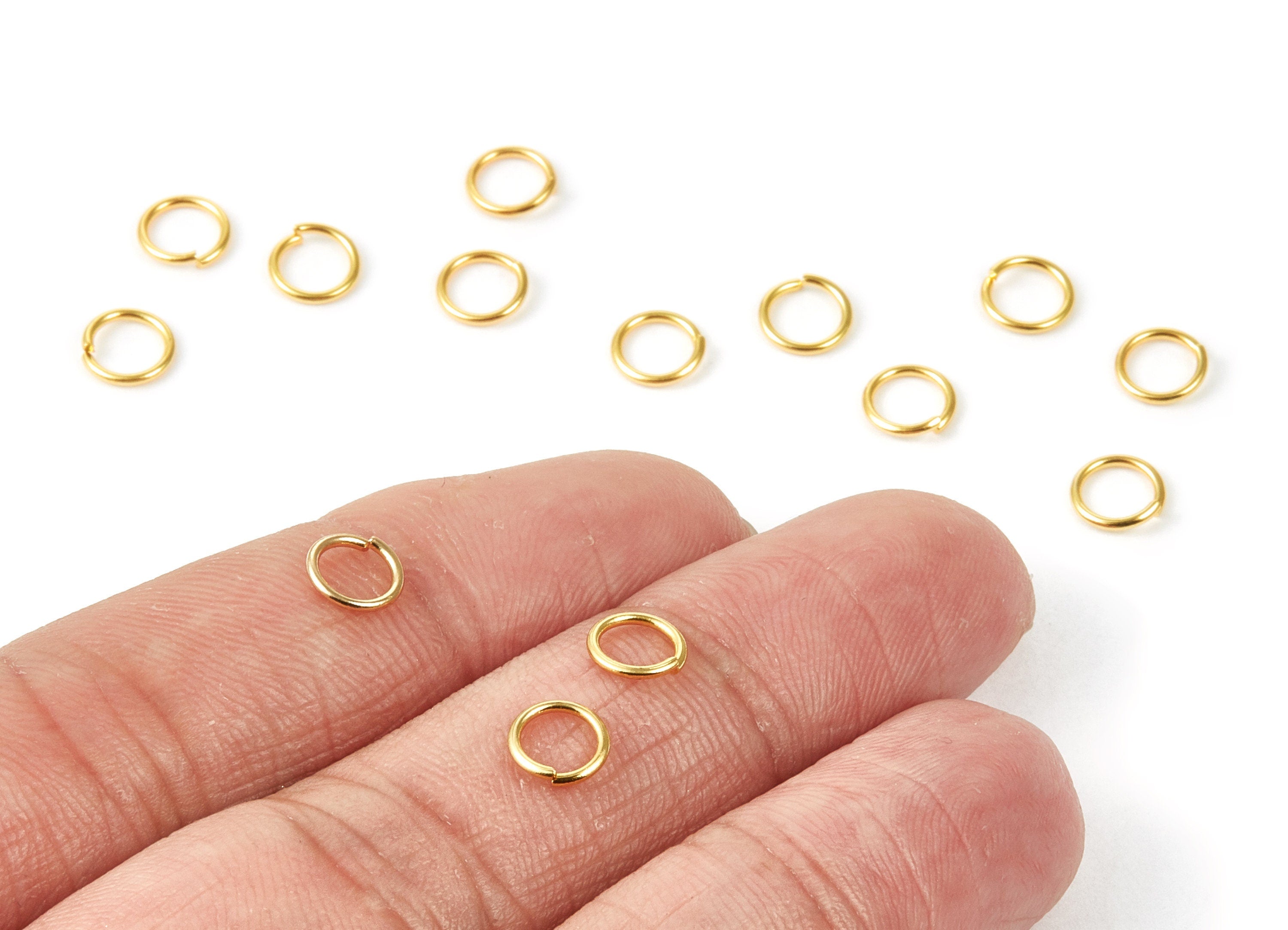 Brass Open Jump Rings - 6x0.8mm - Gold Tone Plated - Brass Open Jump Rings - Jewellery Supplies - PP1622G - DOMEDBAZAAR