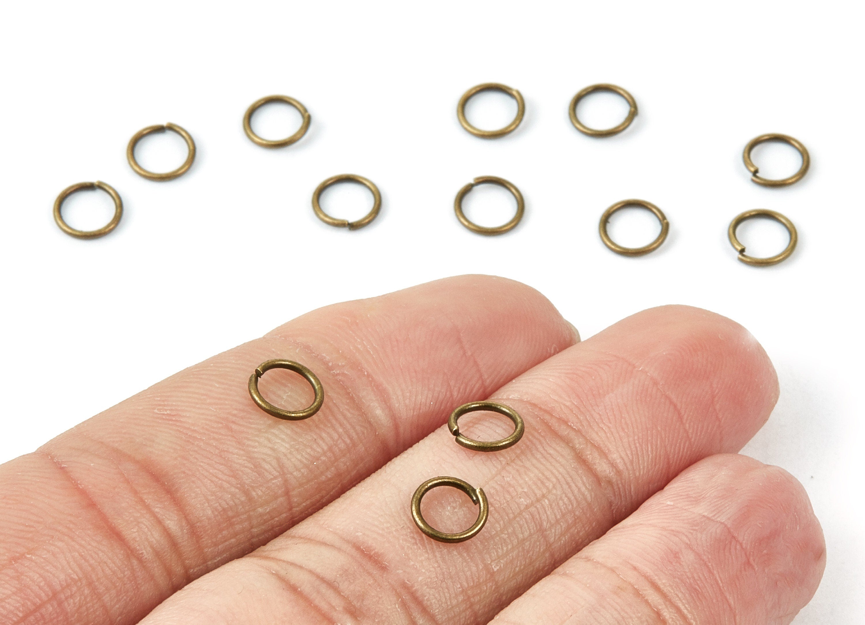 Brass Open Jump Rings - 6x0.8mm - Antique Bronze Tone Plated - Brass Open Jump Rings - Jewelry Supplies - PP1622AB - DOMEDBAZAAR
