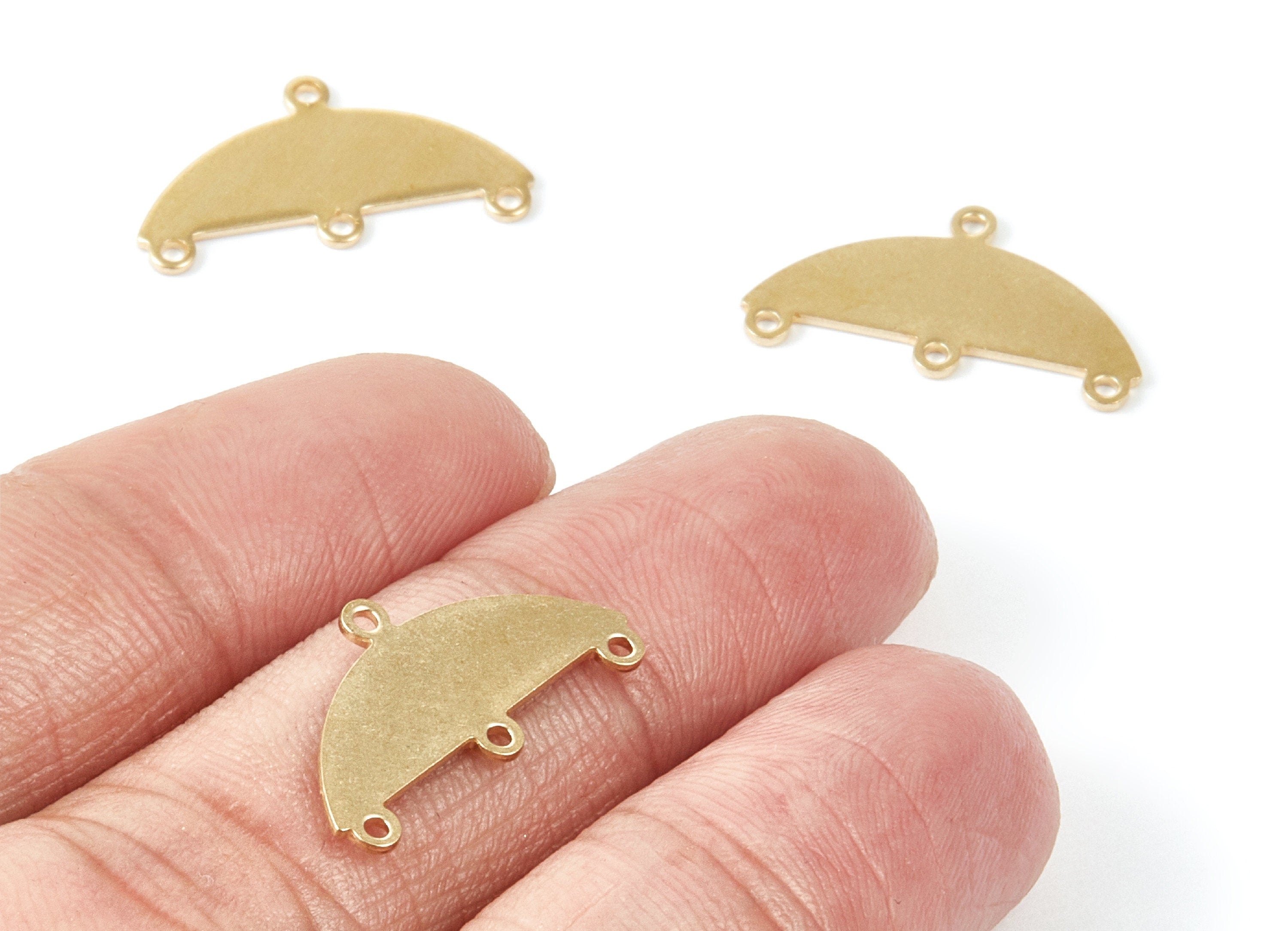 Brass Moon Charms - Moon Shaped Raw Brass Pendant - Connectors With 4 Holes - Jewelry Supplies - 21,29x11,48x0,76mm - PP1798 - DOMEDBAZAAR