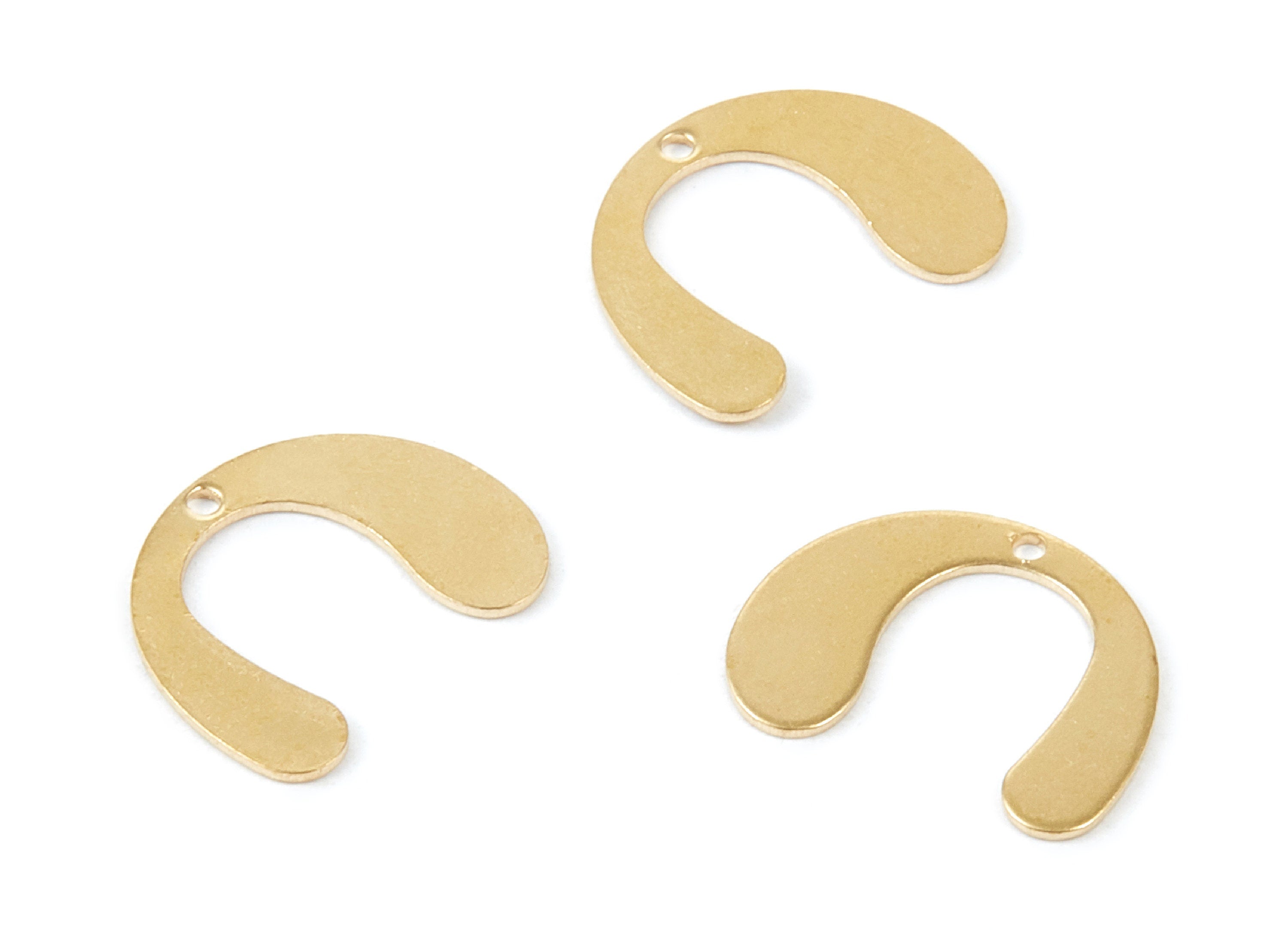 Brass U Charms - U Shaped Raw Brass Pendant - Earring Findings - Jewelry Supplies - 15,78x12,74x0,6mm - PP1906 - DOMEDBAZAAR