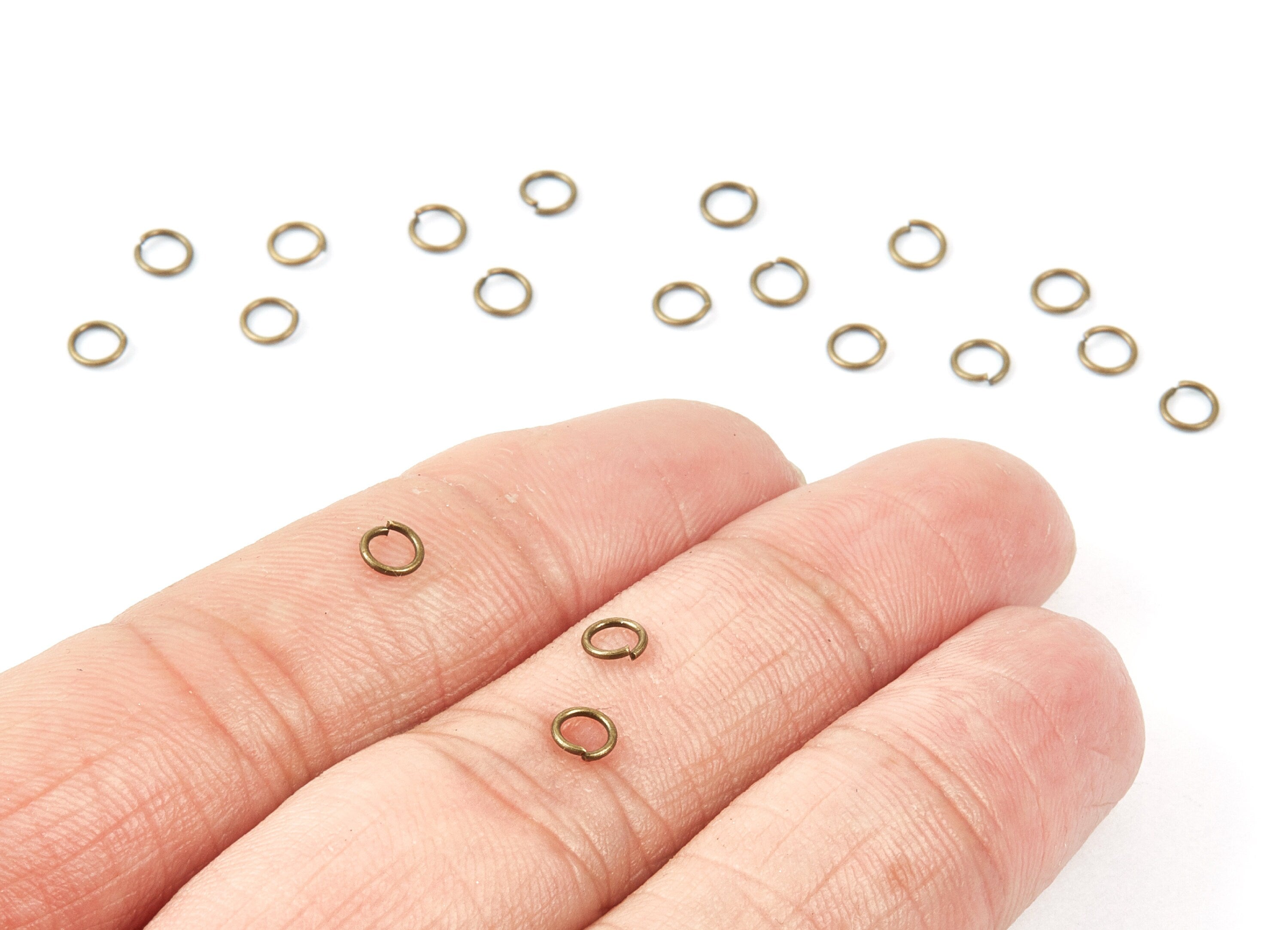 Brass Open Jump Rings - 4x0.6mm - Antique Bronze Tone Plated - Brass Open Jump Rings - Jewelry Supplies - PP1627AB - DOMEDBAZAAR