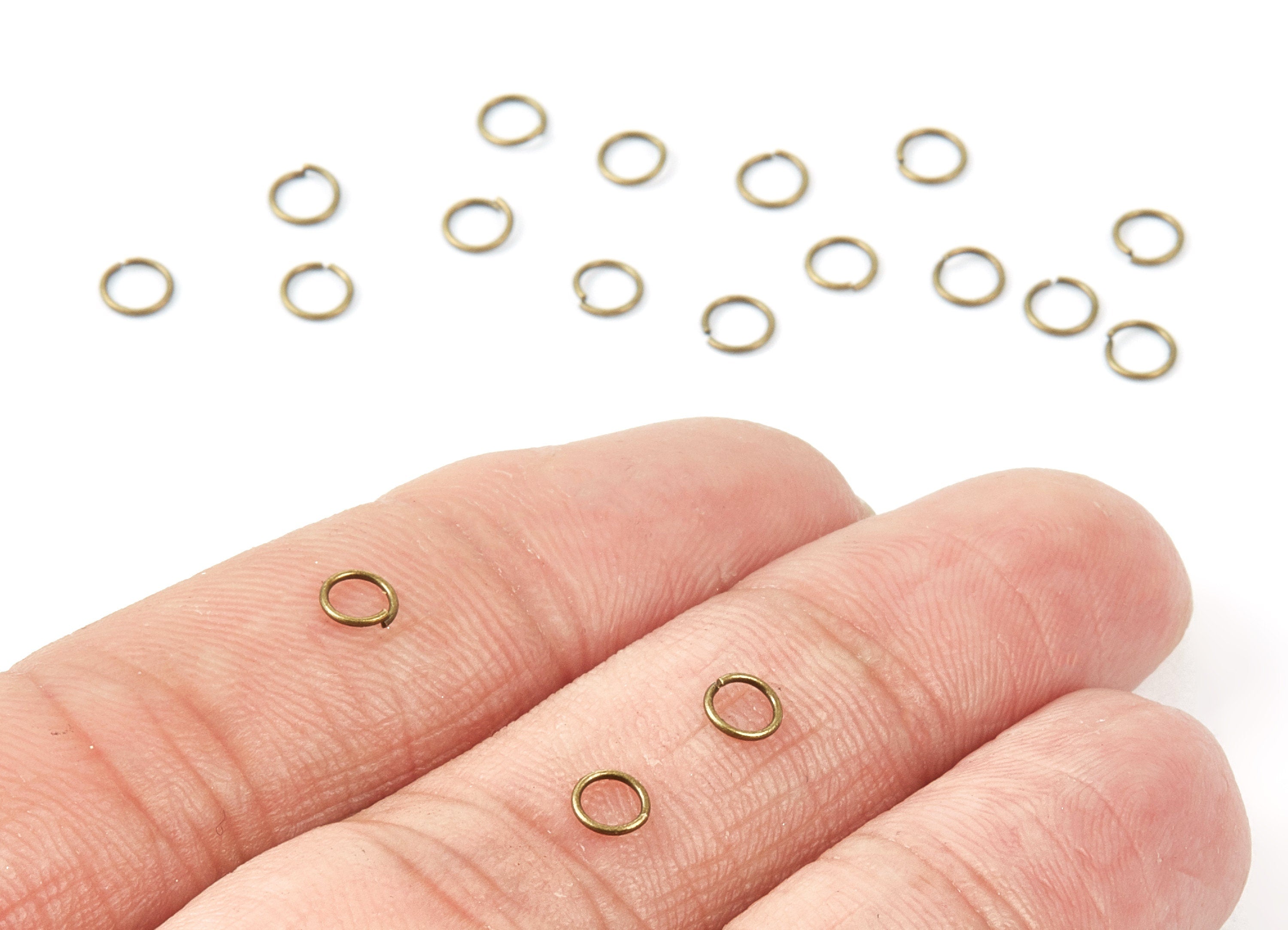Brass Open Jump Rings - 4x0.5mm - Antique Bronze Tone Plated - Brass Open Jump Rings - Jewelry Supplies - PP1578AB - DOMEDBAZAAR