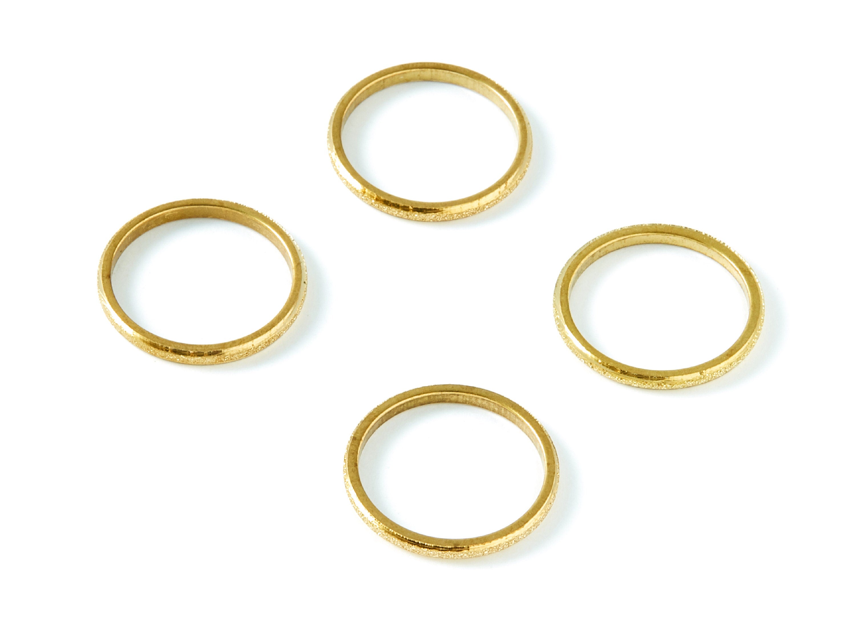 Brass Circle Charms - Circle Shaped Raw Brass Pendant - Jewelry Supplies - 20,93x20,93x2,2mm - PP1379 - DOMEDBAZAAR