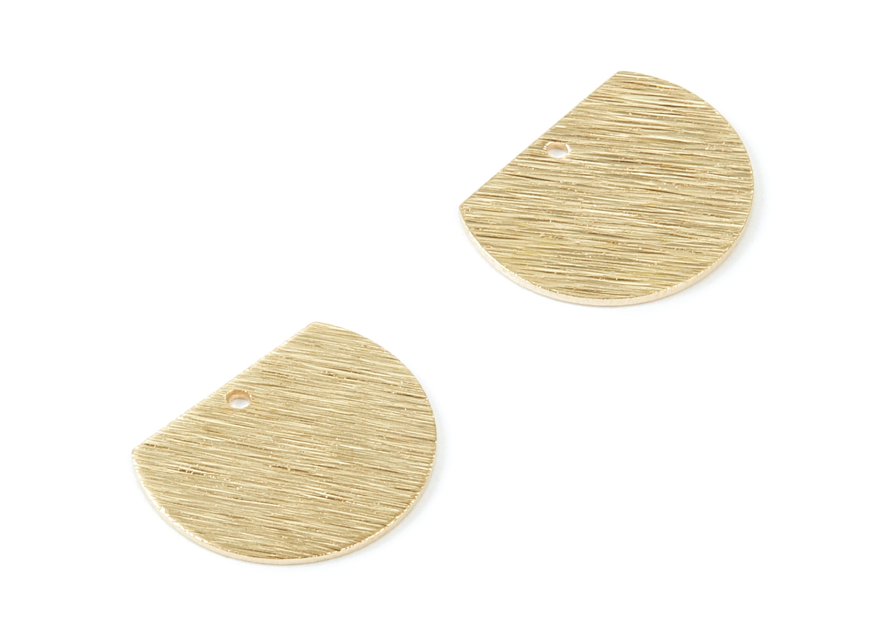 Brass D Shaped Charms - Rough Textured Raw Brass Pendant With 1 Hole - Earring Findings - Jewelry Supplies - 18,5x14,66x0,83mm - PP1911 - DOMEDBAZAAR