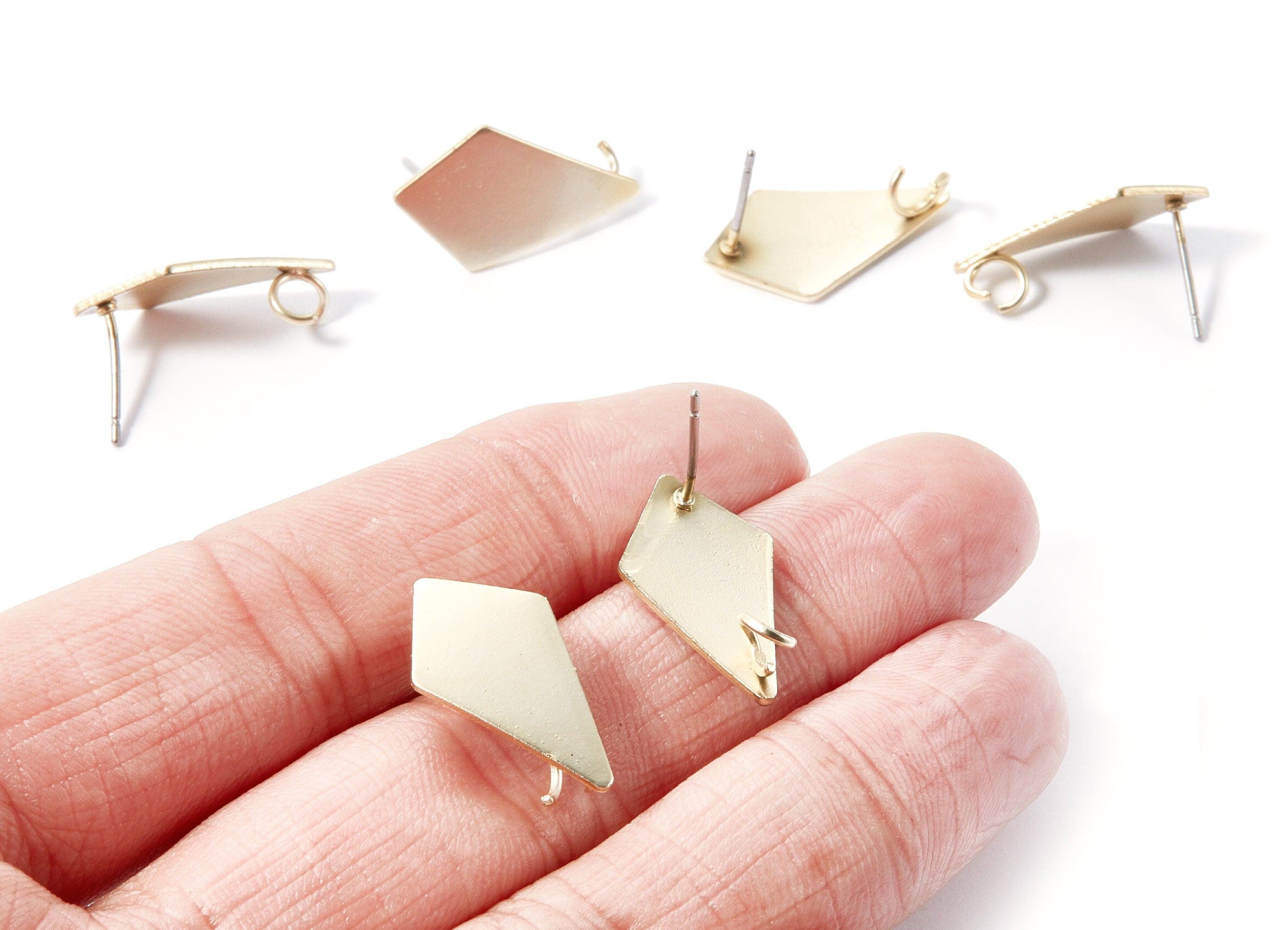 Iron Earring Stud - Gold Tone Plated - Diamond shaped Earring Post - Earring findings - Jewelry Supplies - 21,9x12,65x0,61mm - ZZ1309 - DOMEDBAZAAR
