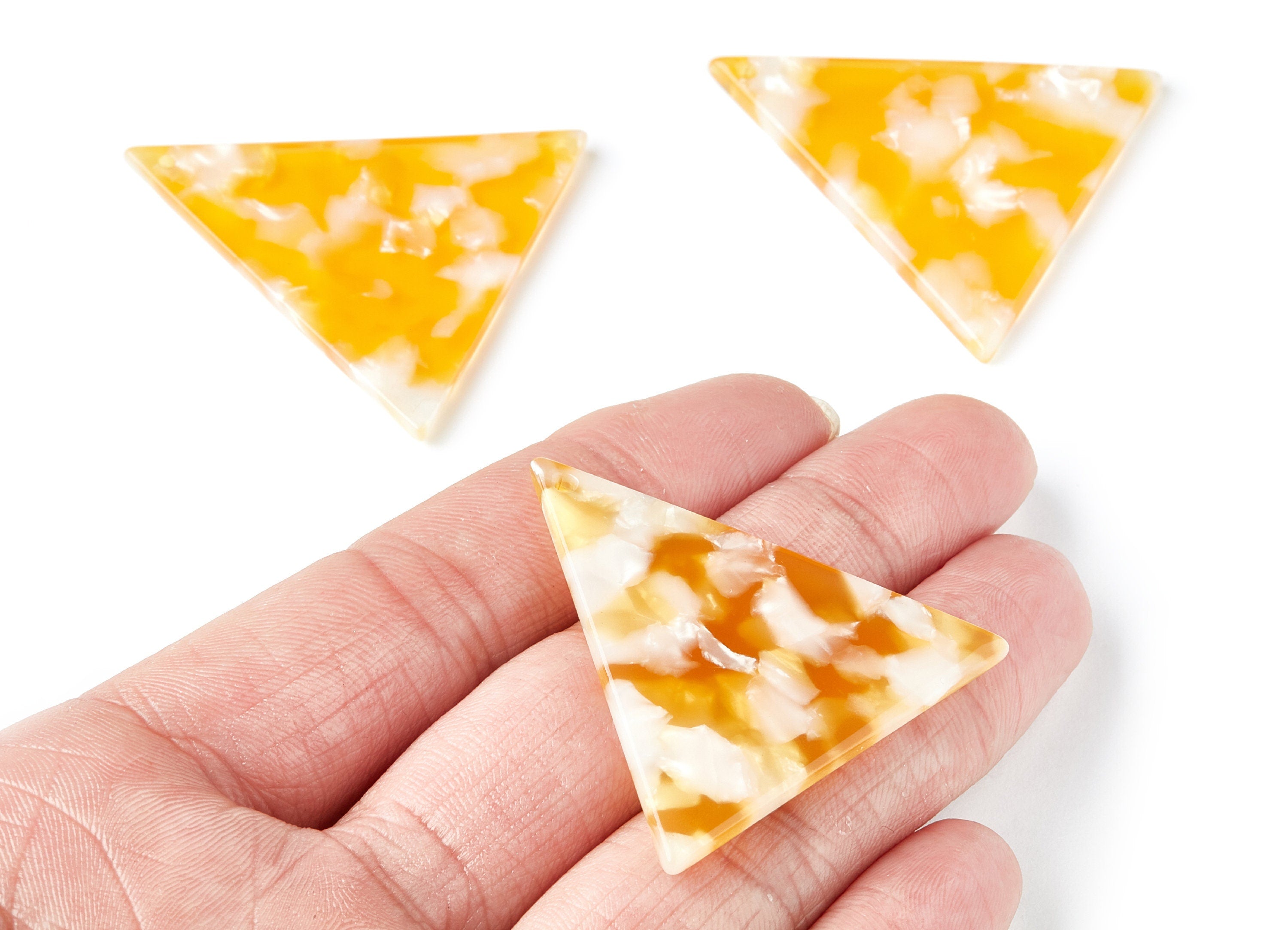 Acetate Triangle Earring Charms - Triangle Pendant - Earring Findings - Jewelry Supplies - Color Code: A43 - 42,23x41,8x2,69mm - AC1350V - DOMEDBAZAAR