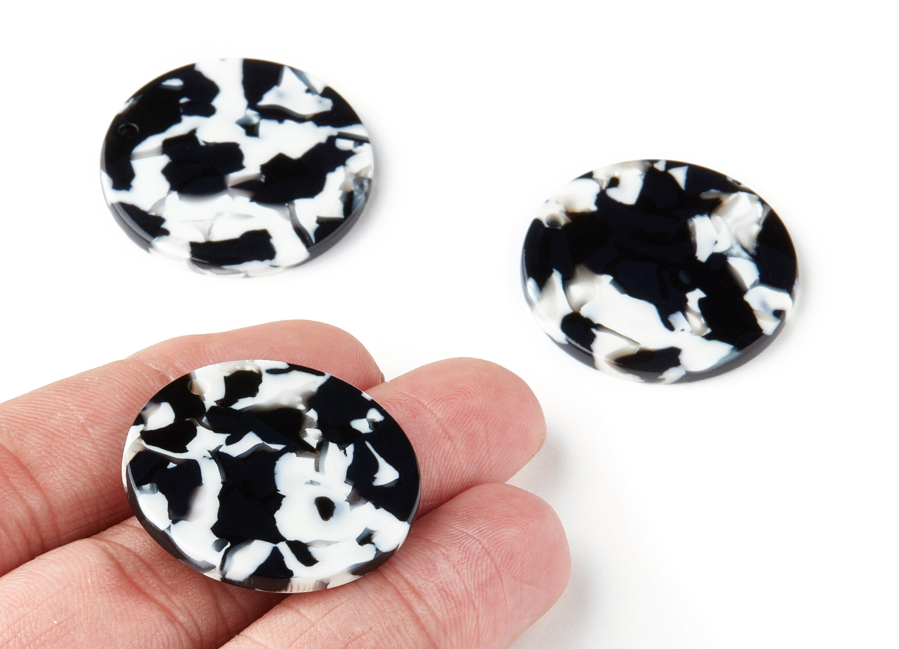 Acetate Acrylic Earring Charms - Round Acetate Earrings With 1 Hole - Color Code: A17 - Earring Findings - 30.7x30.7x2.62mm - AC1315A - DOMEDBAZAAR