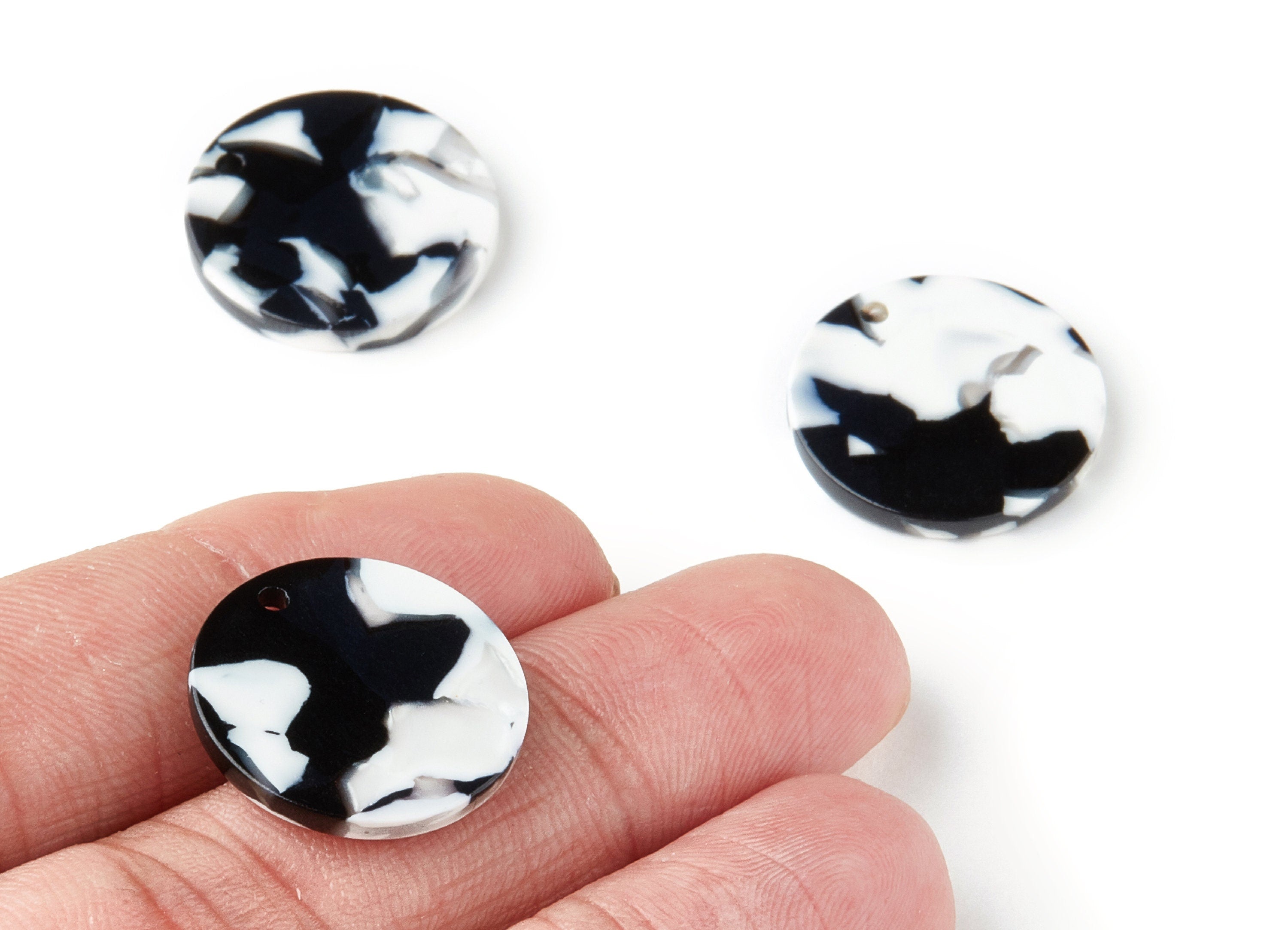 Acetate Acrylic Earring Charms - Round Acetate Earrings With 1 Hole - Color Code: A17 - Earring Findings - 19.86x19.86x2.57mm - AC1316A - DOMEDBAZAAR