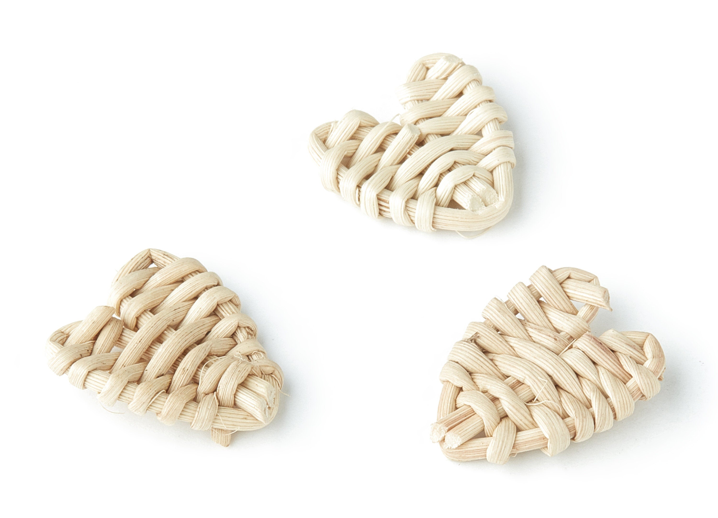 Handwoven Rattan Earrings - Heart Shaped Rattan Pendant - Wooden Straw Earring - Jewelery Handmade - 20.8x19.5x2.9mm - RT1104 - DOMEDBAZAAR