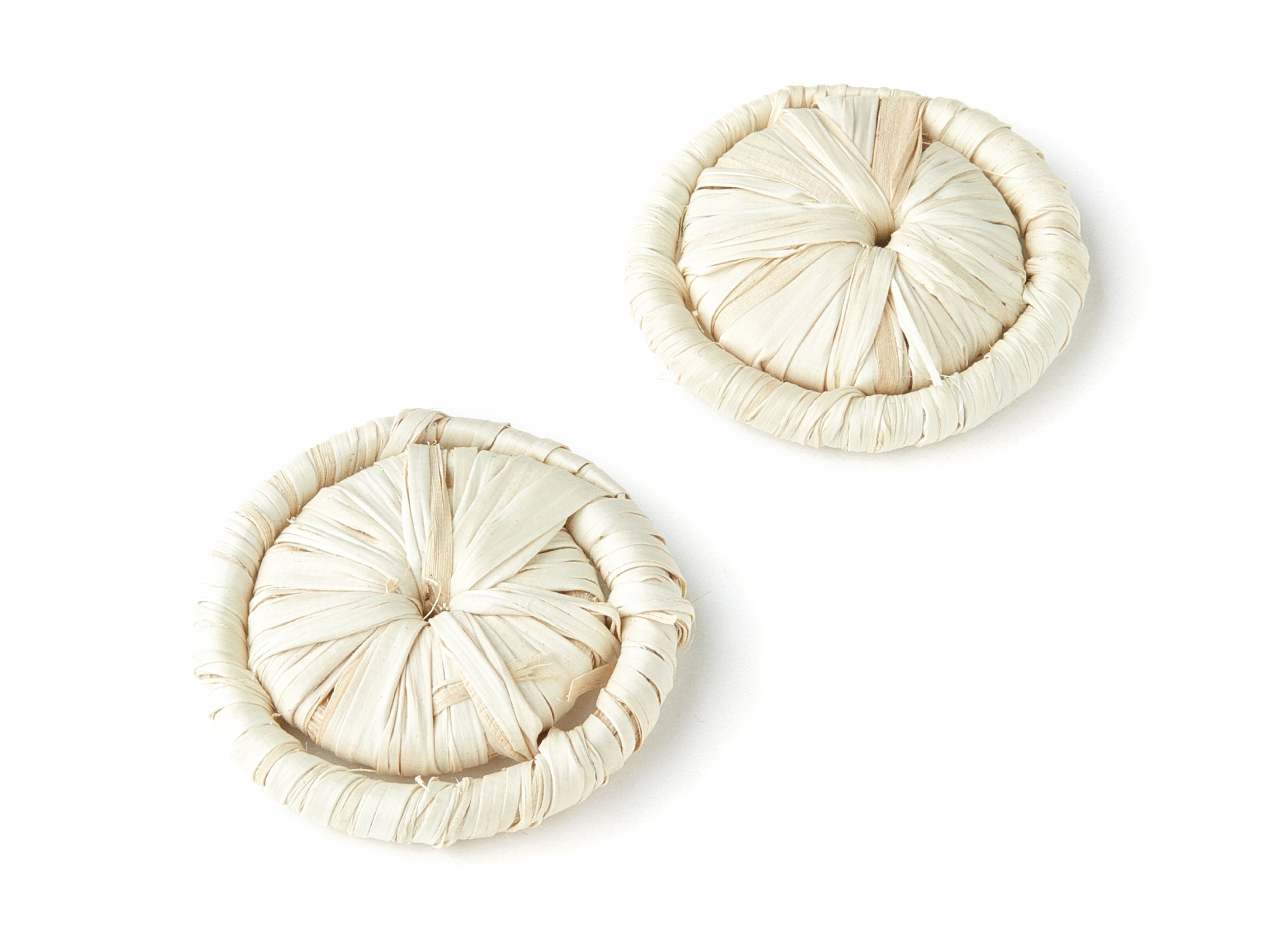 Handwoven Rattan Earrings - Coin Shaped Rattan Pendant - Wooden Straw Earring - Jewelery Handmade - 30.3x30.3mm - RT1128 - DOMEDBAZAAR