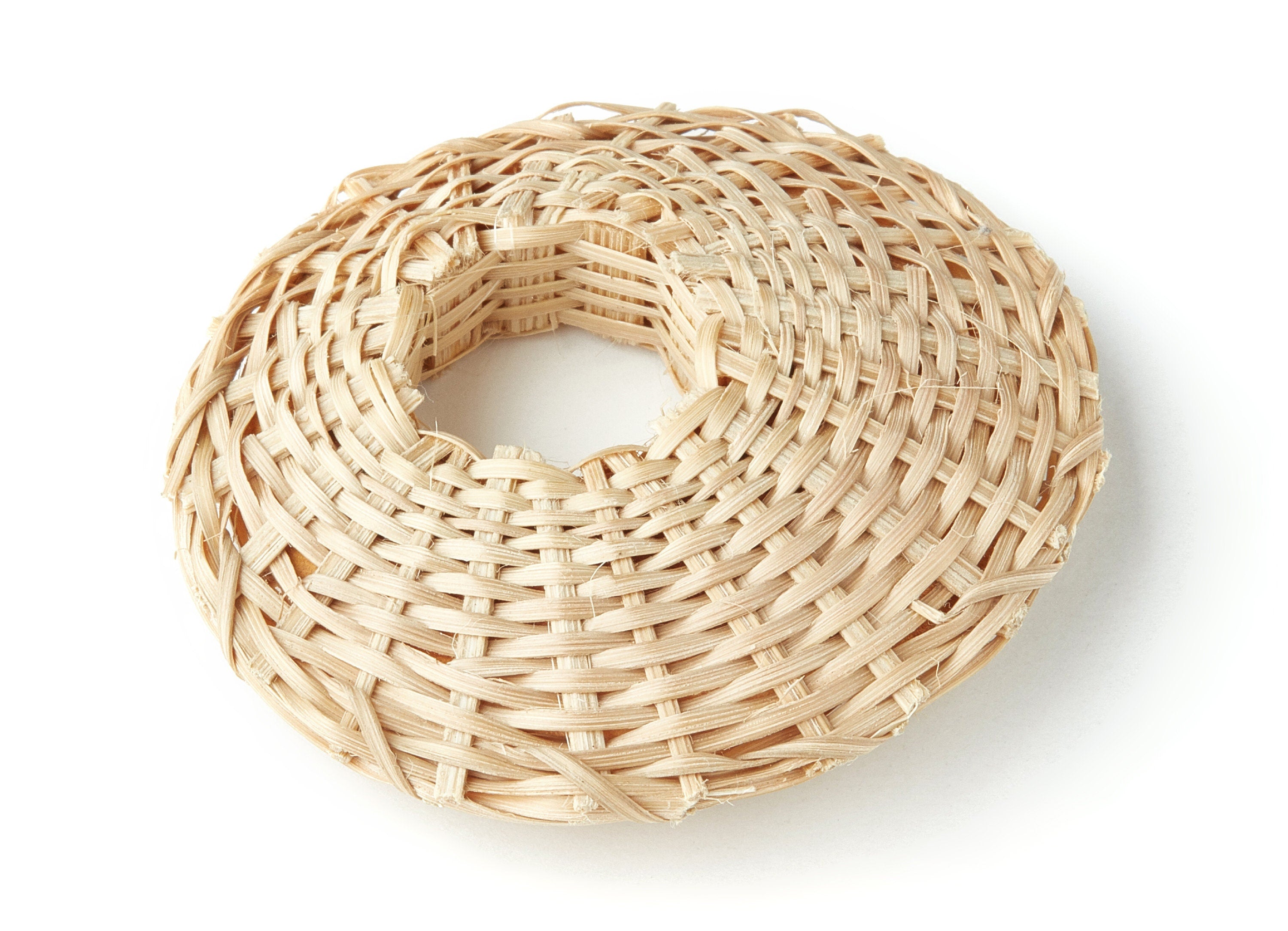 Handwoven Rattan Earrings - Shell Shaped Rattan Pendant - Wooden Straw Earring - Jewelery Handmade - 63.2x61.8mm - RT1113 - DOMEDBAZAAR