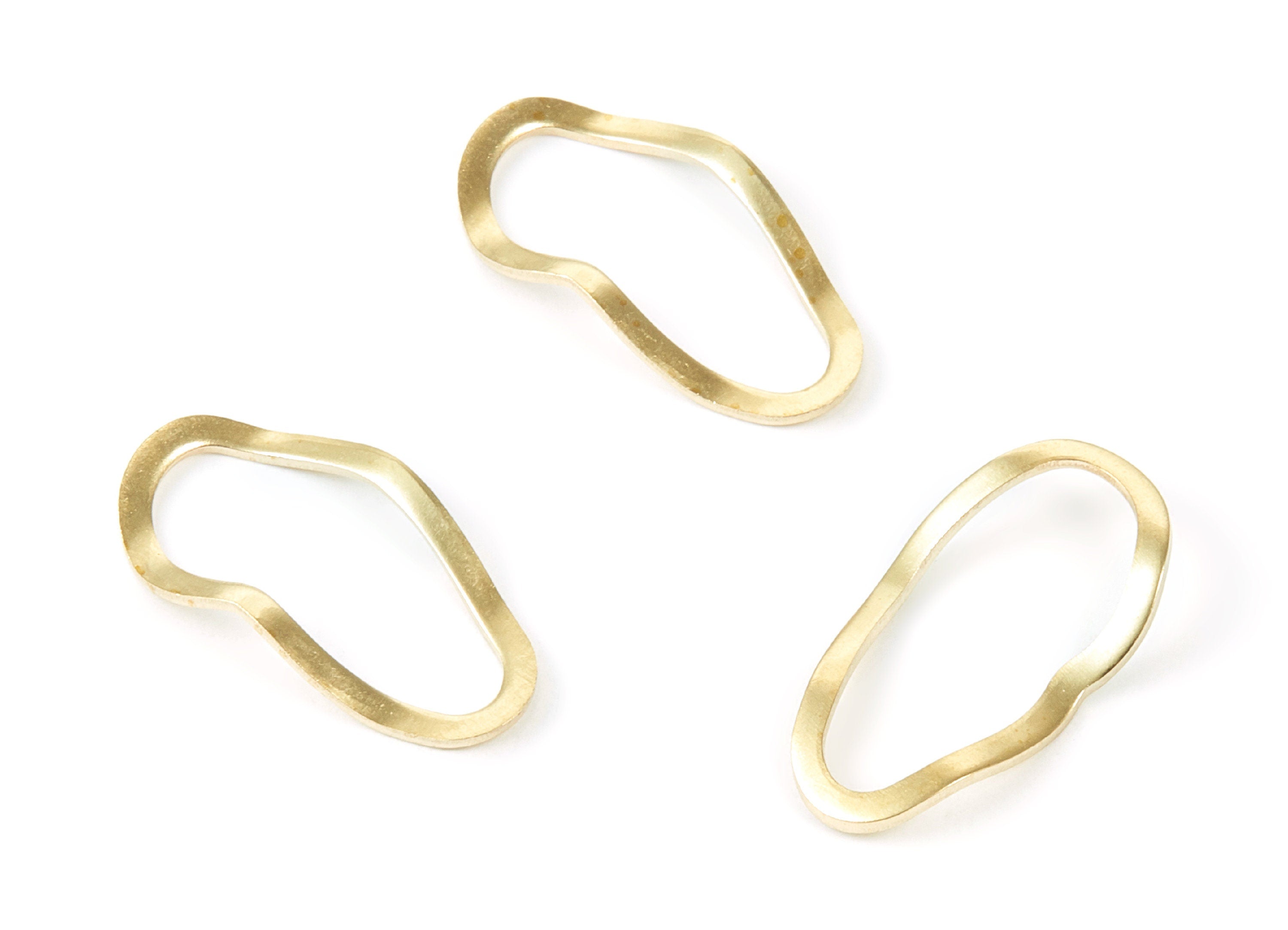 Brass Oval Charms - Wavy oval Shaped Raw Brass Pendant - Earring Findings - Jewelry Supplies - 24.32x12.6x0.79mm - PP1842 - DOMEDBAZAAR