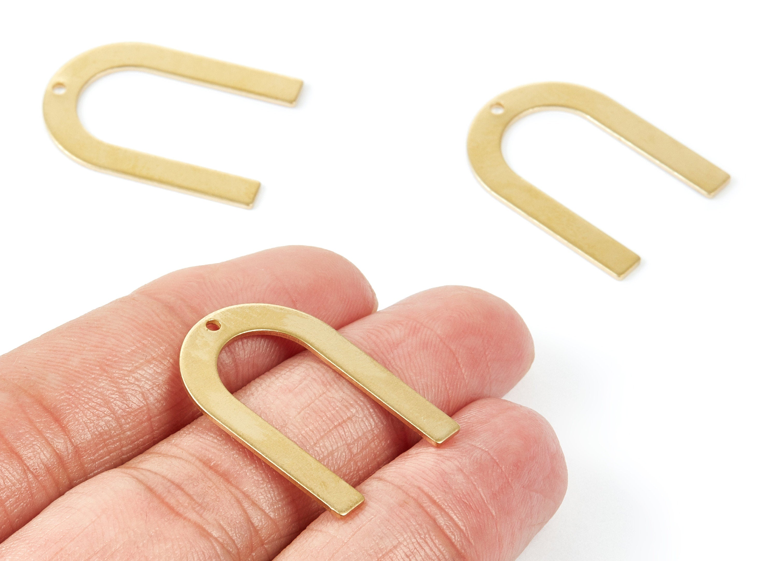 Brass U  Charms - U Shaped Raw Brass pendant - Earring Findings - Jewelry Supplies - 28x20x0,78mm - PP1914 - DOMEDBAZAAR