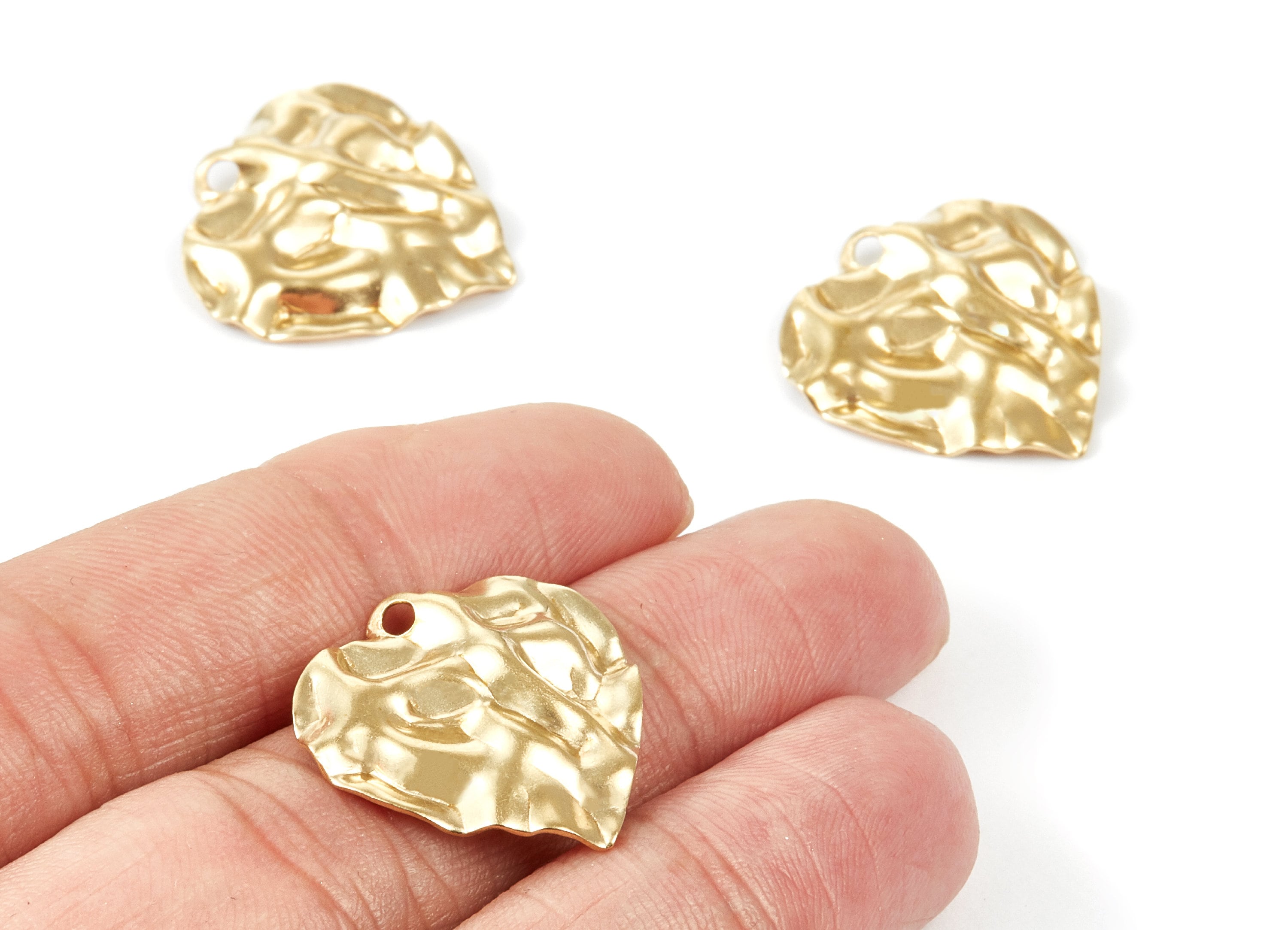 Brass Wavy Heart Charms - Wavy Heart Shaped Raw Brass Pendants - Earring Findings - Jewelry Supplies - 23,28x22,5x3mm - PP2058 - DOMEDBAZAAR