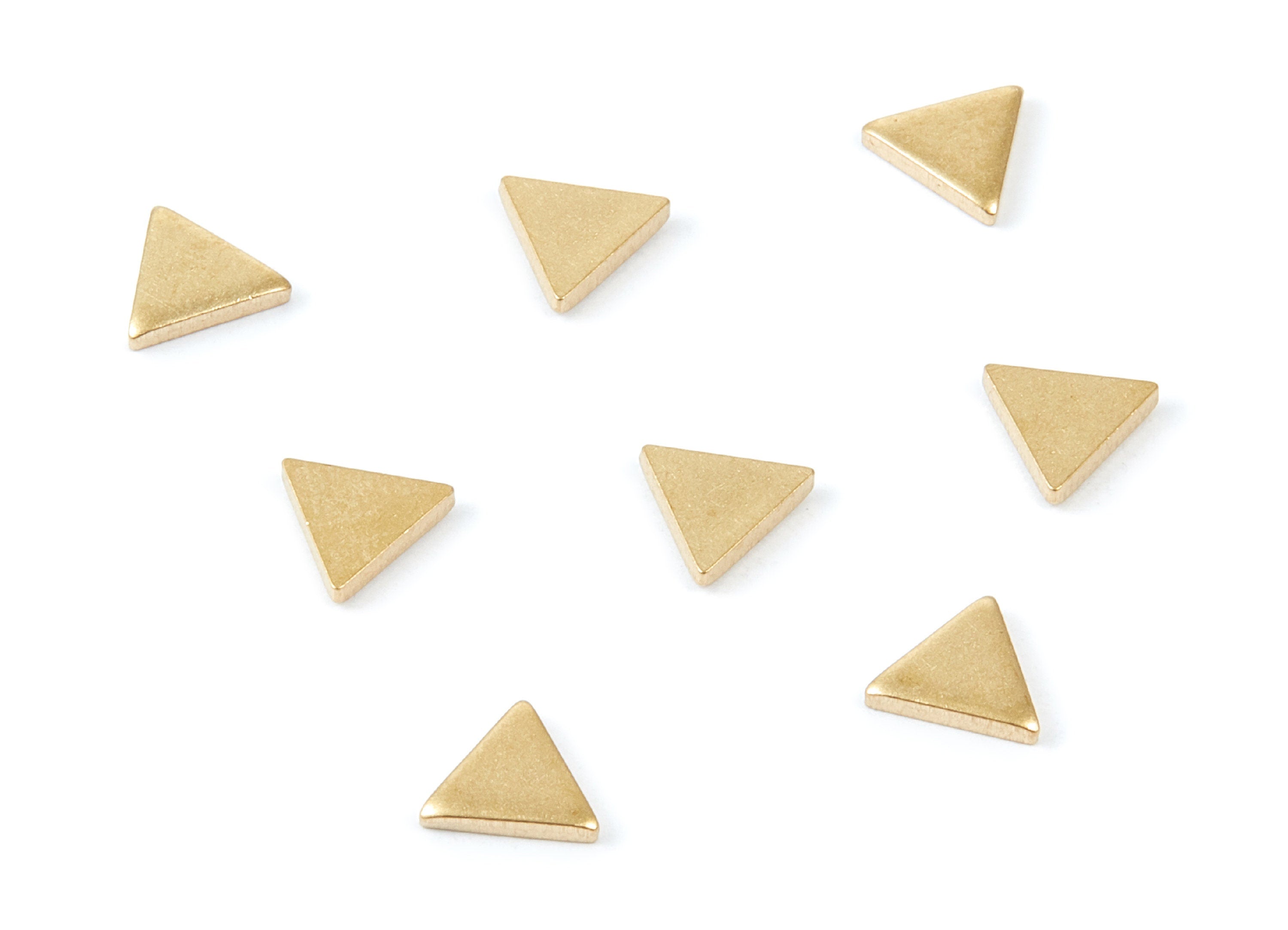 Brass Triangle Charms - Raw Brass Triangle Pendant - Earring Finddings - Jewelry Supplies - 8,3x7,35x1,5mm - PP1866 - DOMEDBAZAAR