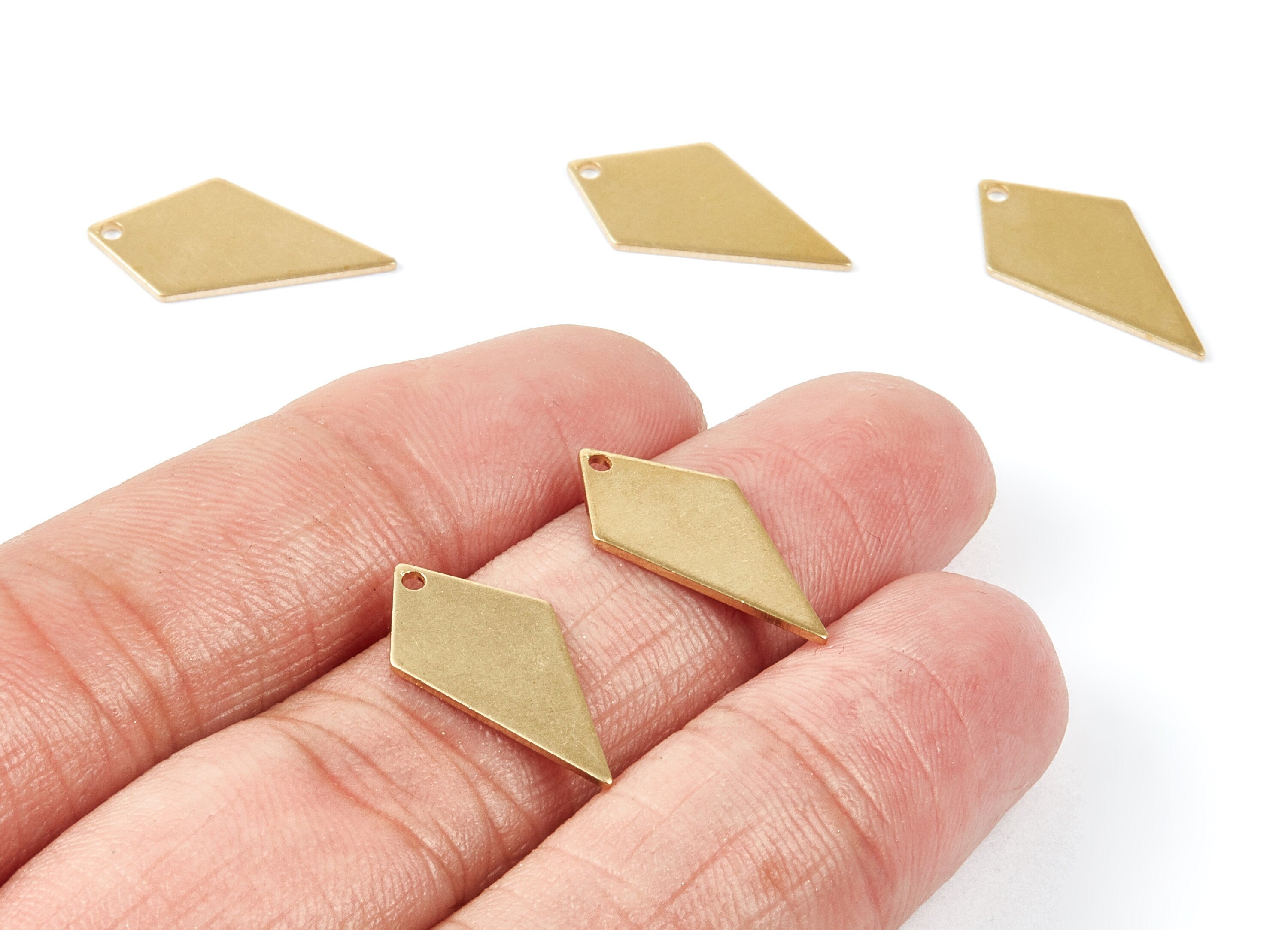 Personalized stamping blank - Brass Rhombic Charms - Diamond Shpaed Raw Brass Pendant - Earring Findings - 20,37x9,59x0,8mm - PP2052 - DOMEDBAZAAR