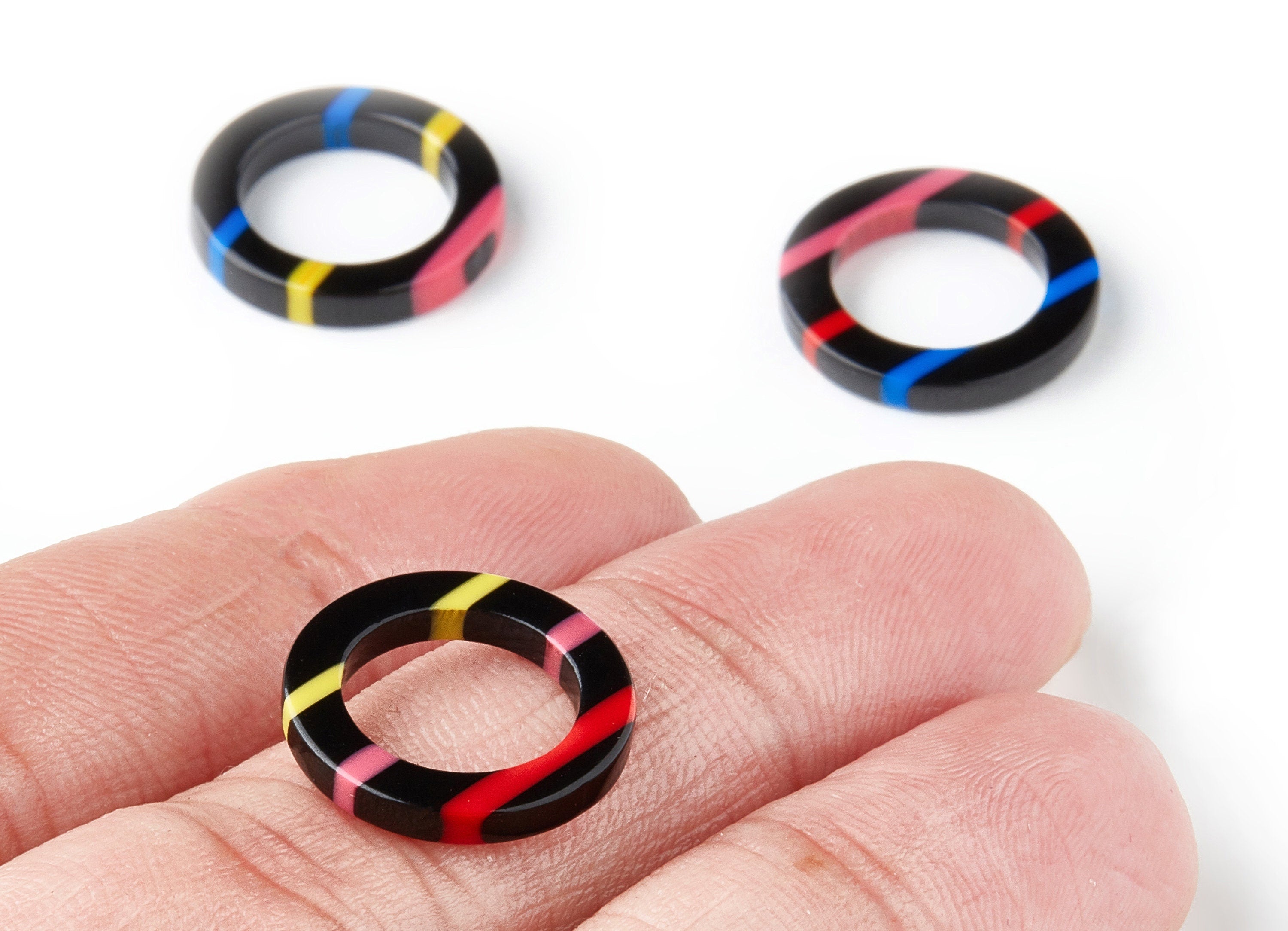 Acetate Circle Earring Charms - Circle Shaped Pendant - Earring Findings - Jewellery Supplies - Color Code: A141 - 19x19x2.75mm - AC1196B - DOMEDBAZAAR