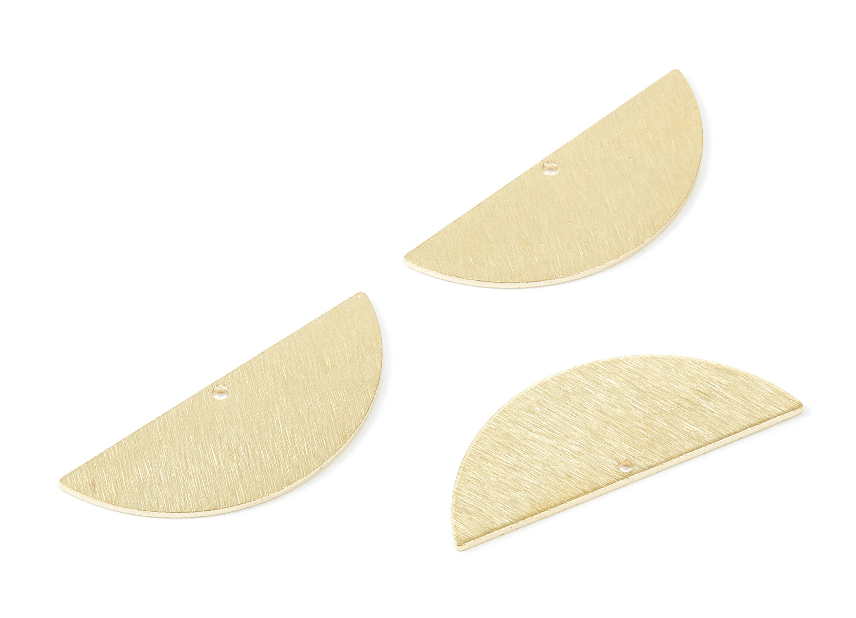 Brass Half Moon Charms - Textured Semi Circle Raw Brass Connector with 1 Holes - Jewelry Supplies - 39,23x15,44x1mm - PP2110 - DOMEDBAZAAR